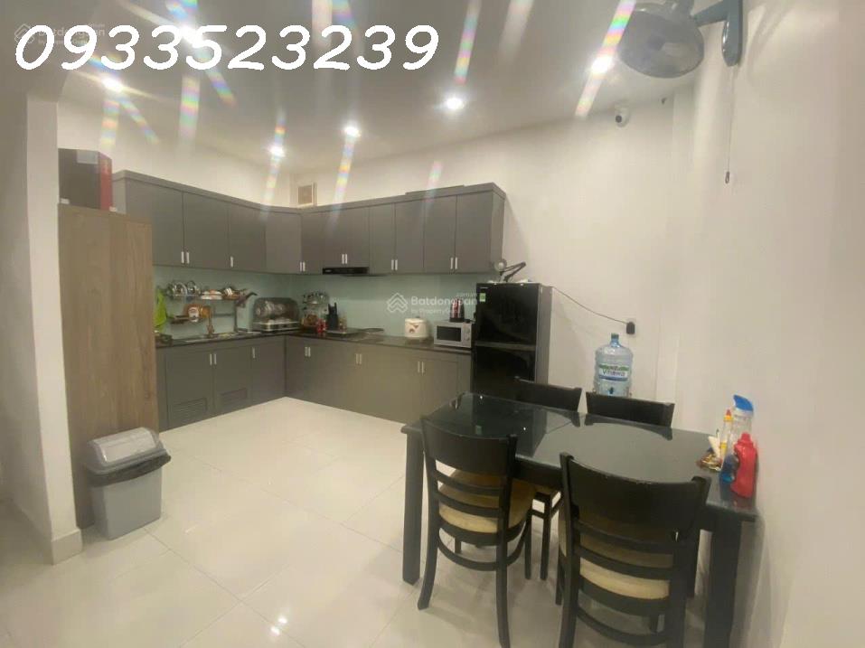  Nhà phố HXT 479/48 Phan Văn Trị P5 (5m x 12m) 2 Lầu ST giá 9.2 Tỷ đối diện TTTM Emart Gò Vấp 