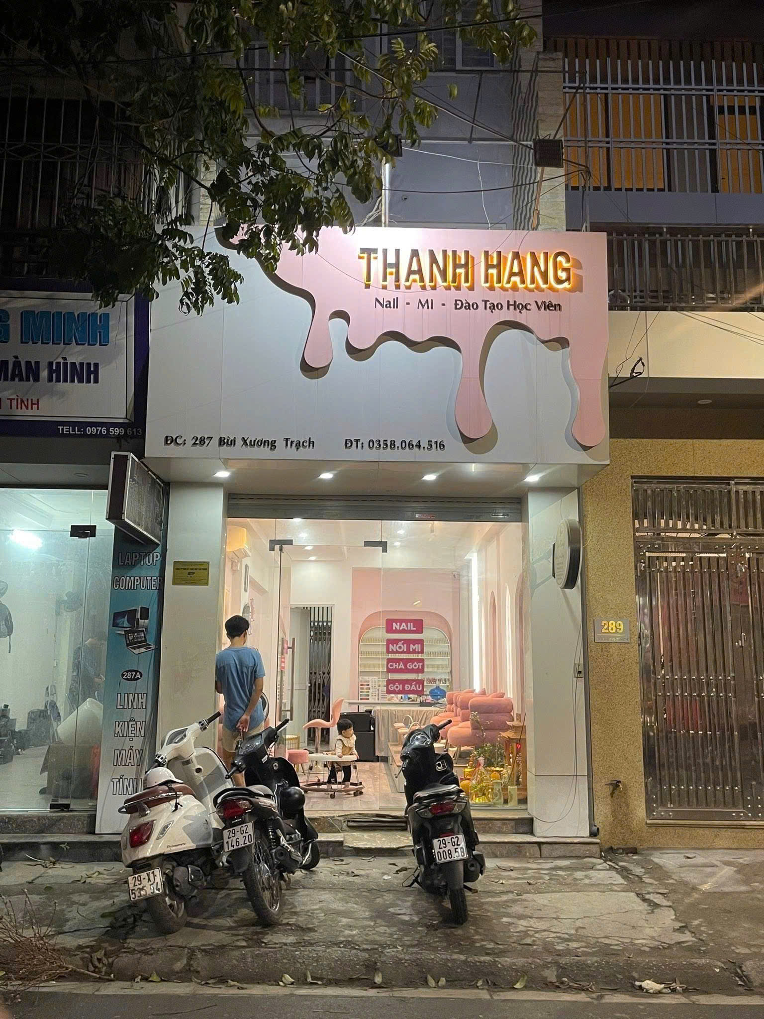  Con nhỏ k ai quản lý nên mình cần sang nhượng lại tiệm nail – mi hoạt động được 3 năm 
