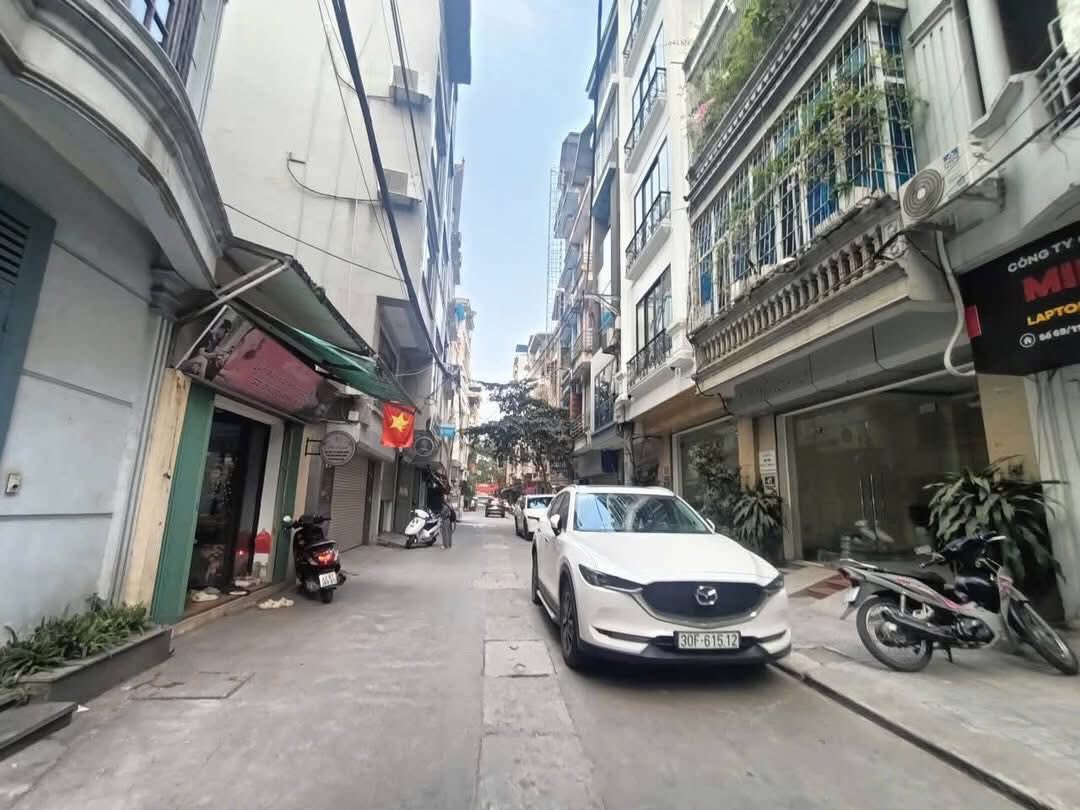  VIP, Bán nhà Nghĩa Đô, phân lô ô tô, kinh doanh, chỉ nhỉnh 24 tỷ 