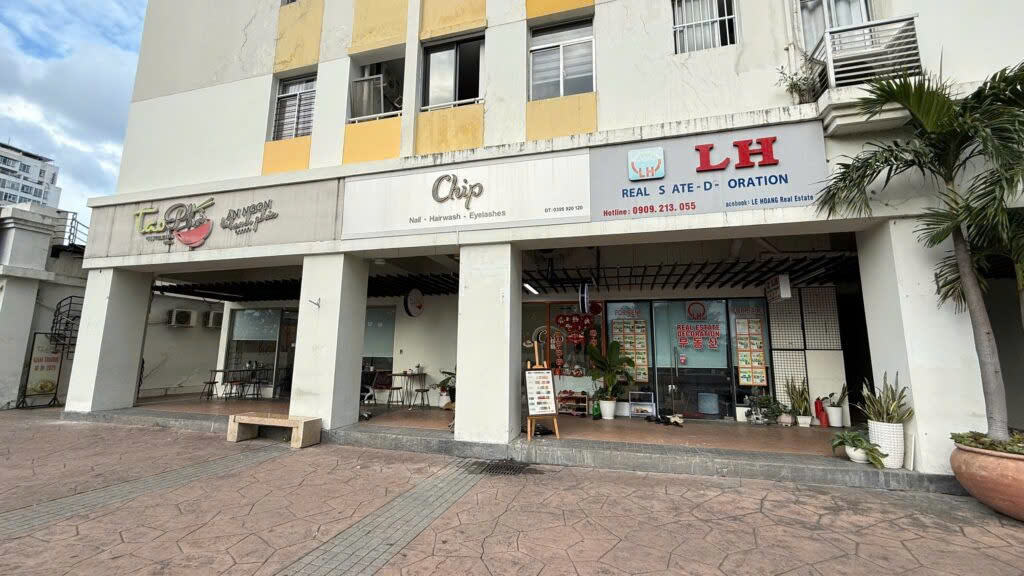  SANG NHƯỢNG TIỆM NAIL – MI – GỘI KHU SKYGARDEN QUẬN 7 