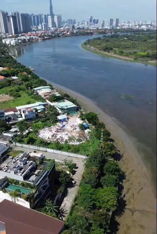  Bán lô đất siêu phẩm hiếm có mặt tiền sông sài gòn dg Số 11 Phường An Phú Quận 2. 