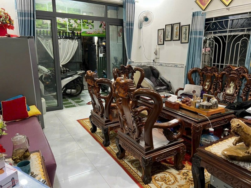  Bán nhà đường số 10, Tam Bình, Thủ Đức, TP HCM. DT 96m2, cấp 4, 3PN. Giá 4.85  tỷ, SHR - 0933125879. 