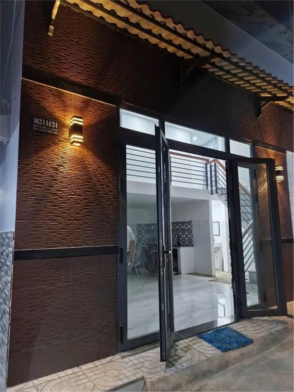  Chính chủ bán căn nhà Nguyễn Duy Cung, Gò Vấp, 38m2, 3 phòng ngủ, nội thất đẹp và xịn, nhỉnh 4 tỷ 