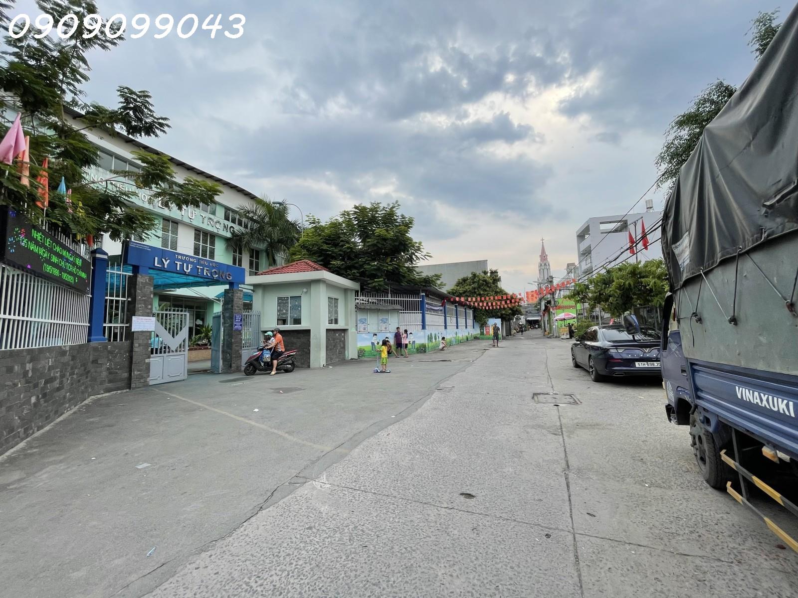  NHÀ BÁN 5.15x14.5 VUÔNG A4-3 TẦNG BTCT HOÀN CÔNG ĐỦ
GẦN HXH TRÁNH-SÁT VÁCH TÂN BÌNH-ĐANG-GÀN NHÀ GA T3
NGUYỄN VĂN QUÁ-SON HÀNG-TRƯỜNG CHINH-ĐÔNG HƯNG THUẬN Q12 