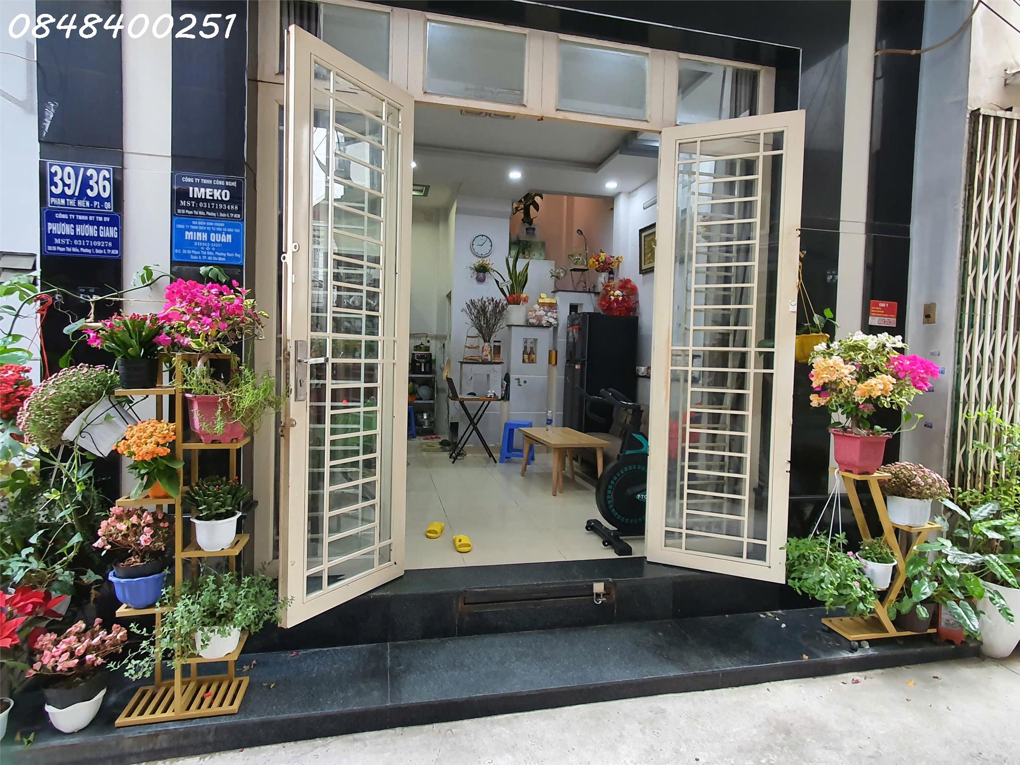  Cho thuê nhà đẹp 1 trệt + 3 lầu phường Chánh Hưng, HCM, DT 31,5m2, giá 11tr/tháng 