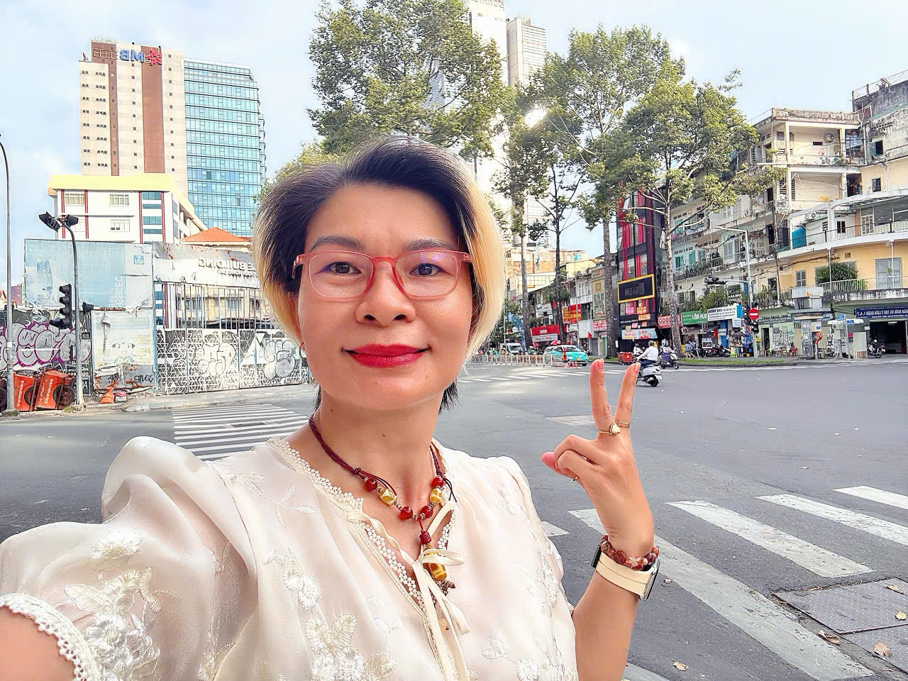  GỬI ĐẾN QUÝ ANH CHỊ QUỸ ĐẤT KIM CƯƠNG CÔNG TRÌNH CAO ỐC BẬC NHẤT TẠI TRUNG TÂM QUẬN 1 - MẶT TIỀN Đ.TRẦN HƯNG ĐẠO,QUẬN 1 - SẢN PHẨM ĐỘC TÔN LỚN NHẤT TAI THỜI ĐIỂM* LH GIANG GIANG: 093.86.76.685 