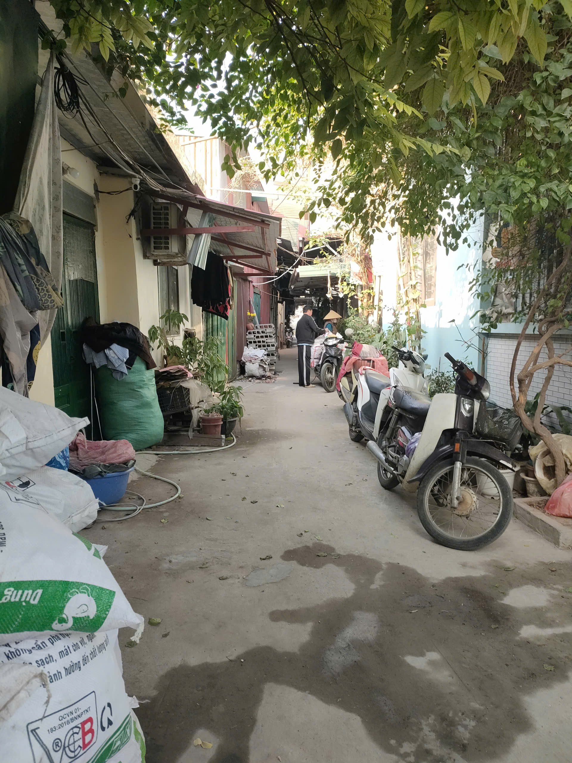  Bán gấp giá rẻ Giải Phóng 63m, cấp 4, mặt tiền 4m, 945 triệu Hoàng Mai. 