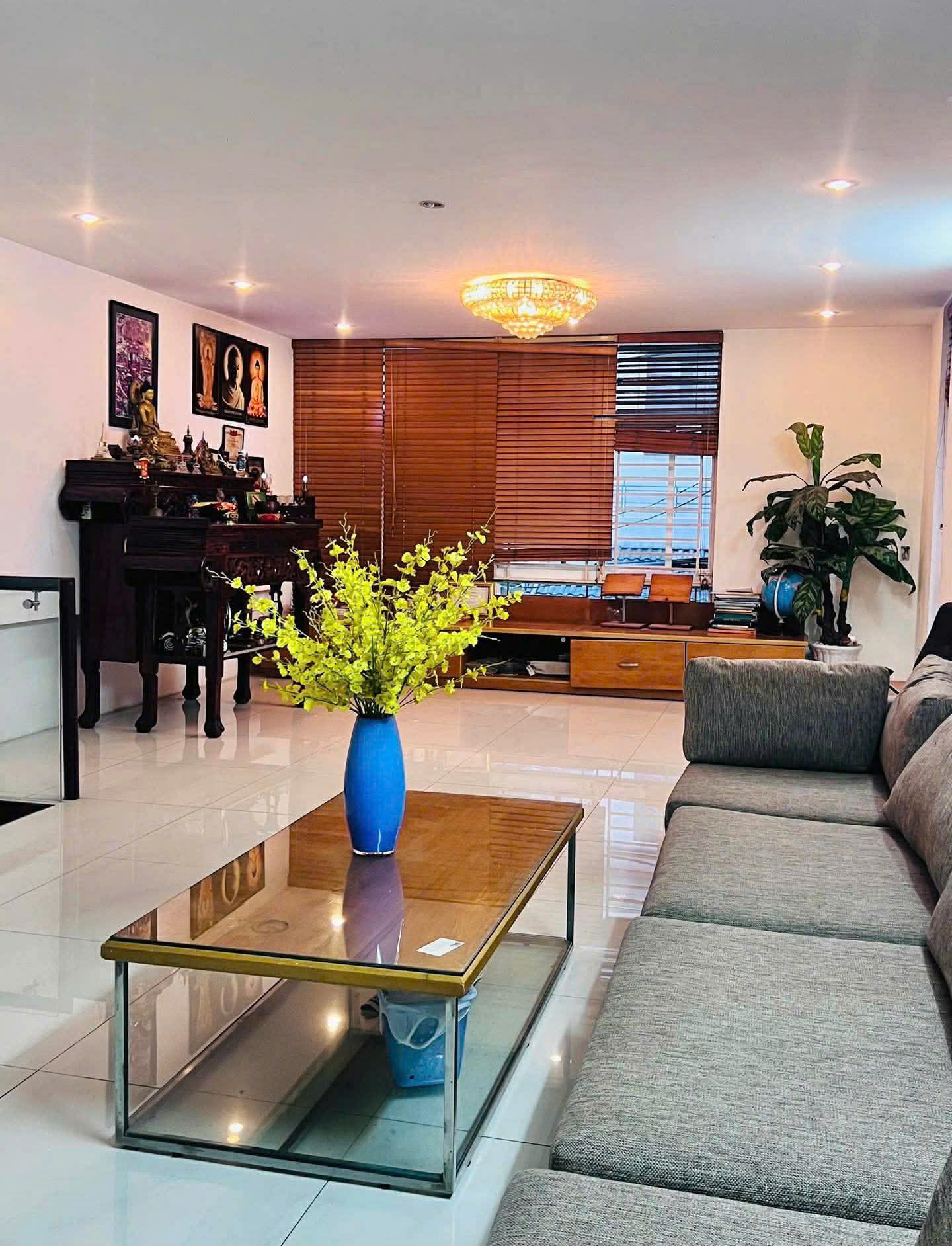  Bán nhà Mặt tiền Lê Đức Thọ - gần Phạm Văn Chiêu 1km, 5x22m, 5 Tầng - 6PN, chỉ 12,5 tỷ. 