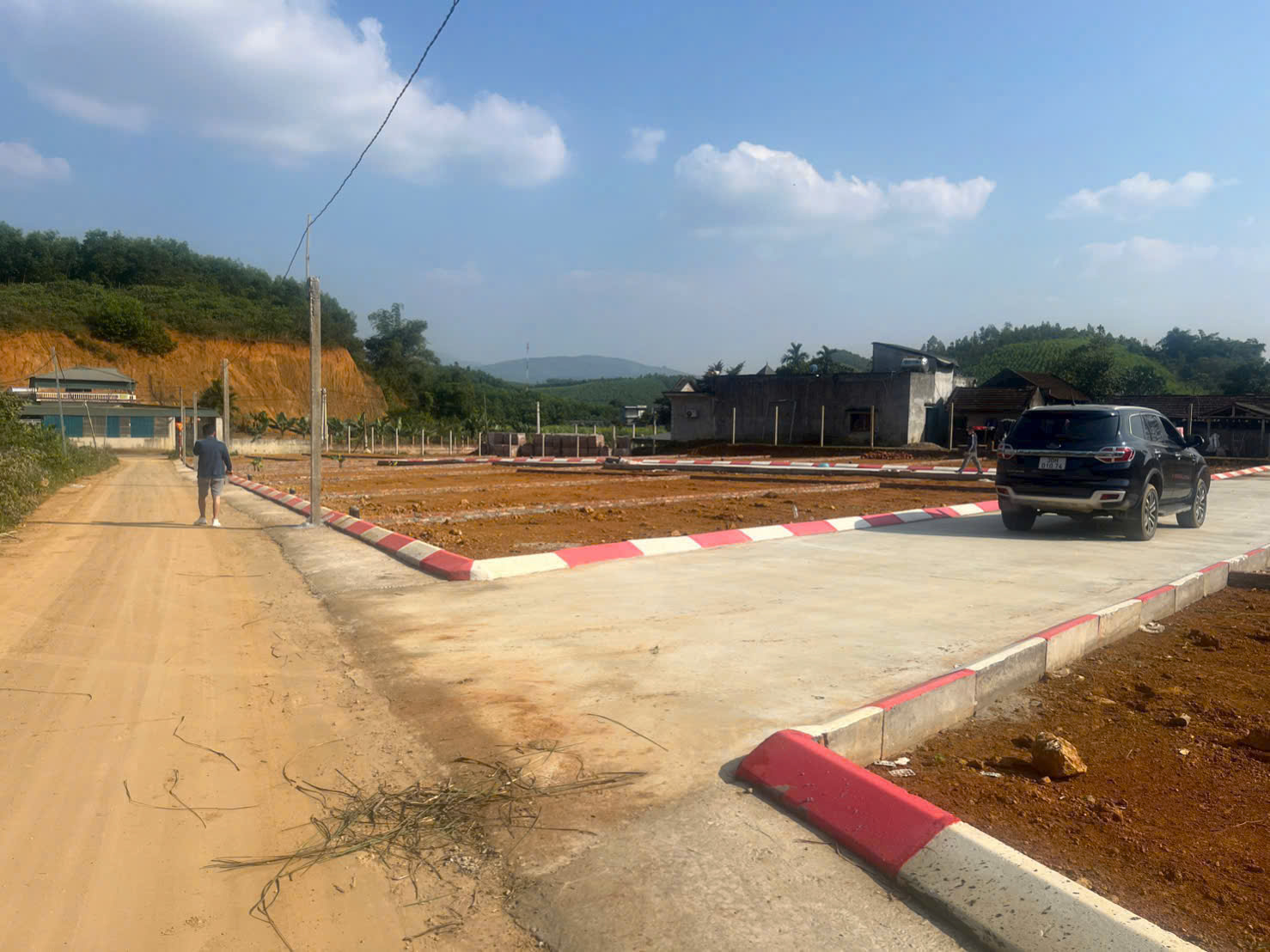  BÁN ĐẤT TẠI XÃ TINH NHUỆ 140M2 CHỈ NHỈNH 400 TRIỆU, SỔ SẴN, FULL TIỆN ÍCH 