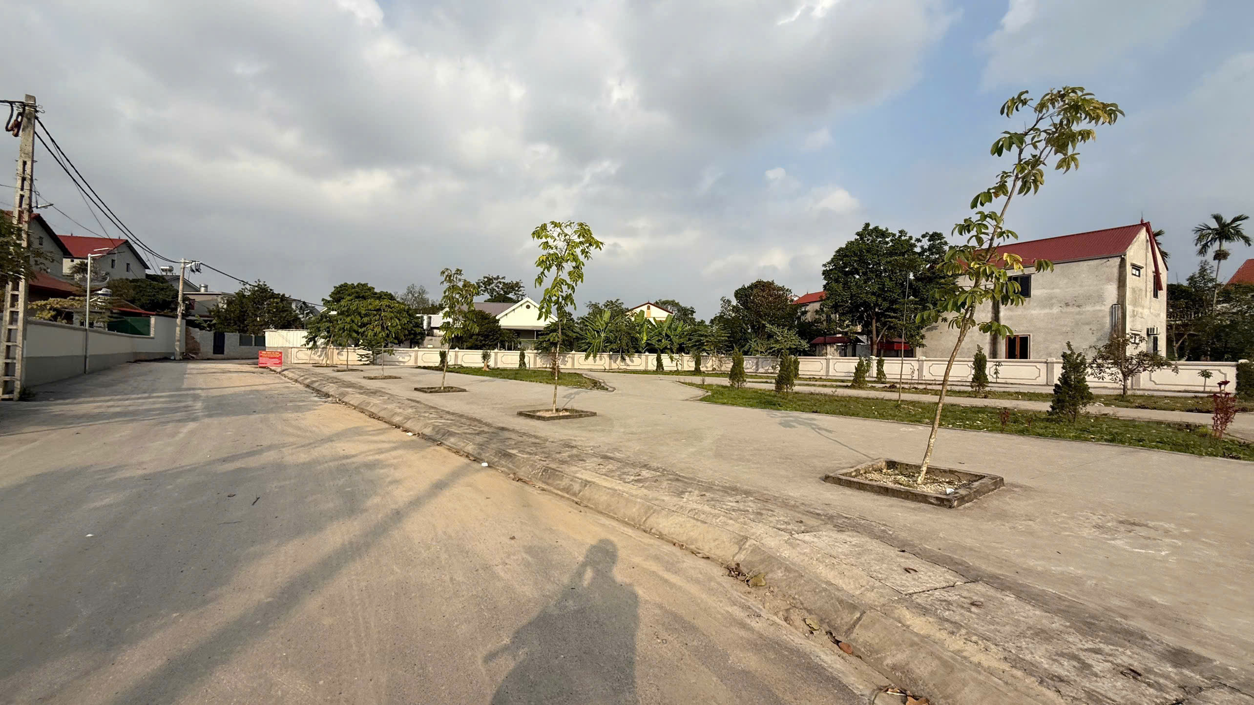  BÁN ĐẤT 90m² LÔ GÓC – Đồng Trầm, Tiên Dược Đường Trải nhựa Oto Tránh Giá Hơn 30tr/1m2 