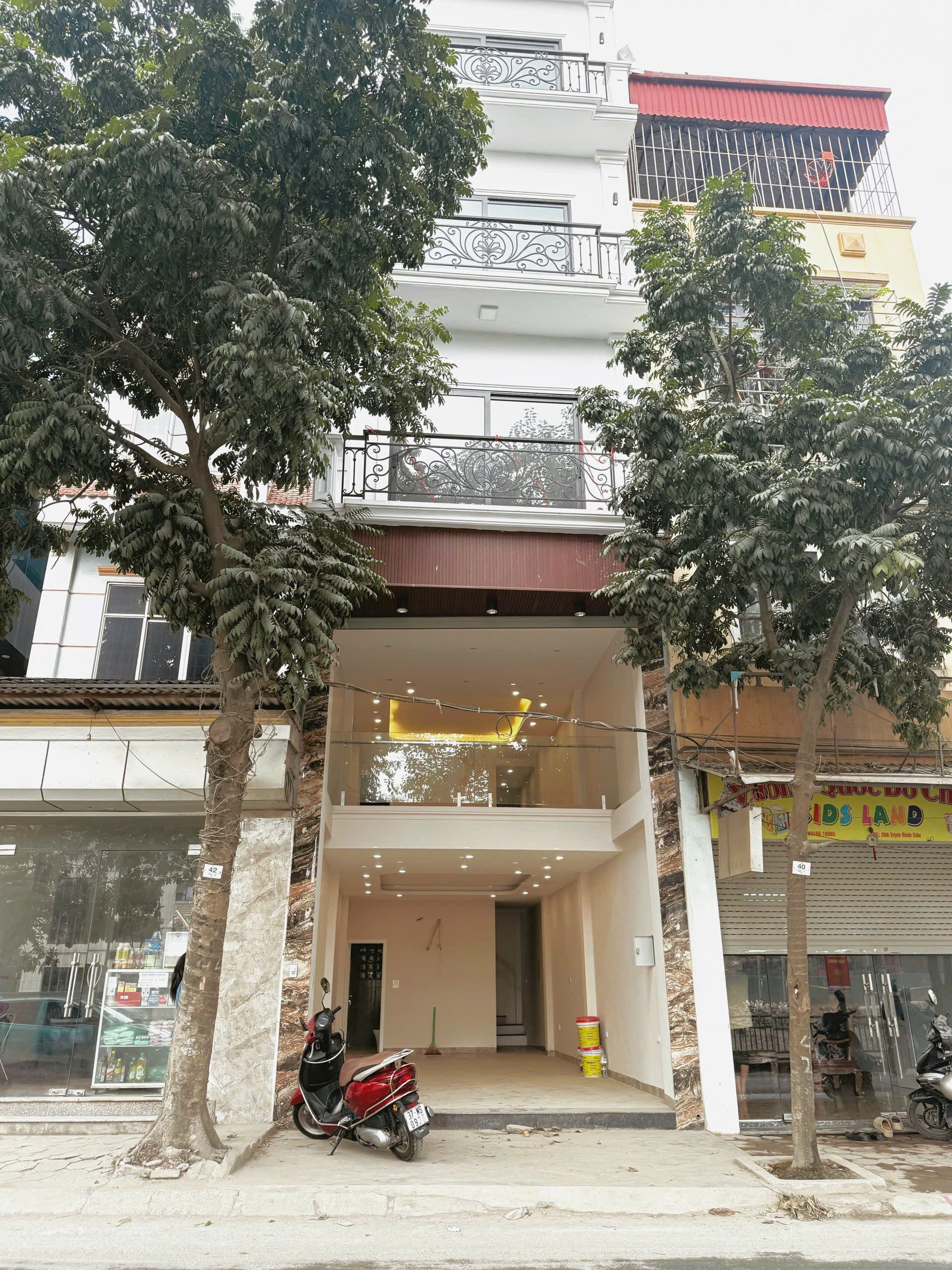  Chính chủ cần Cho thuê nhà mặt phố kinh doanh Trịnh Đình Cửu Thành Công –Định Công Hoàng Mai HN 