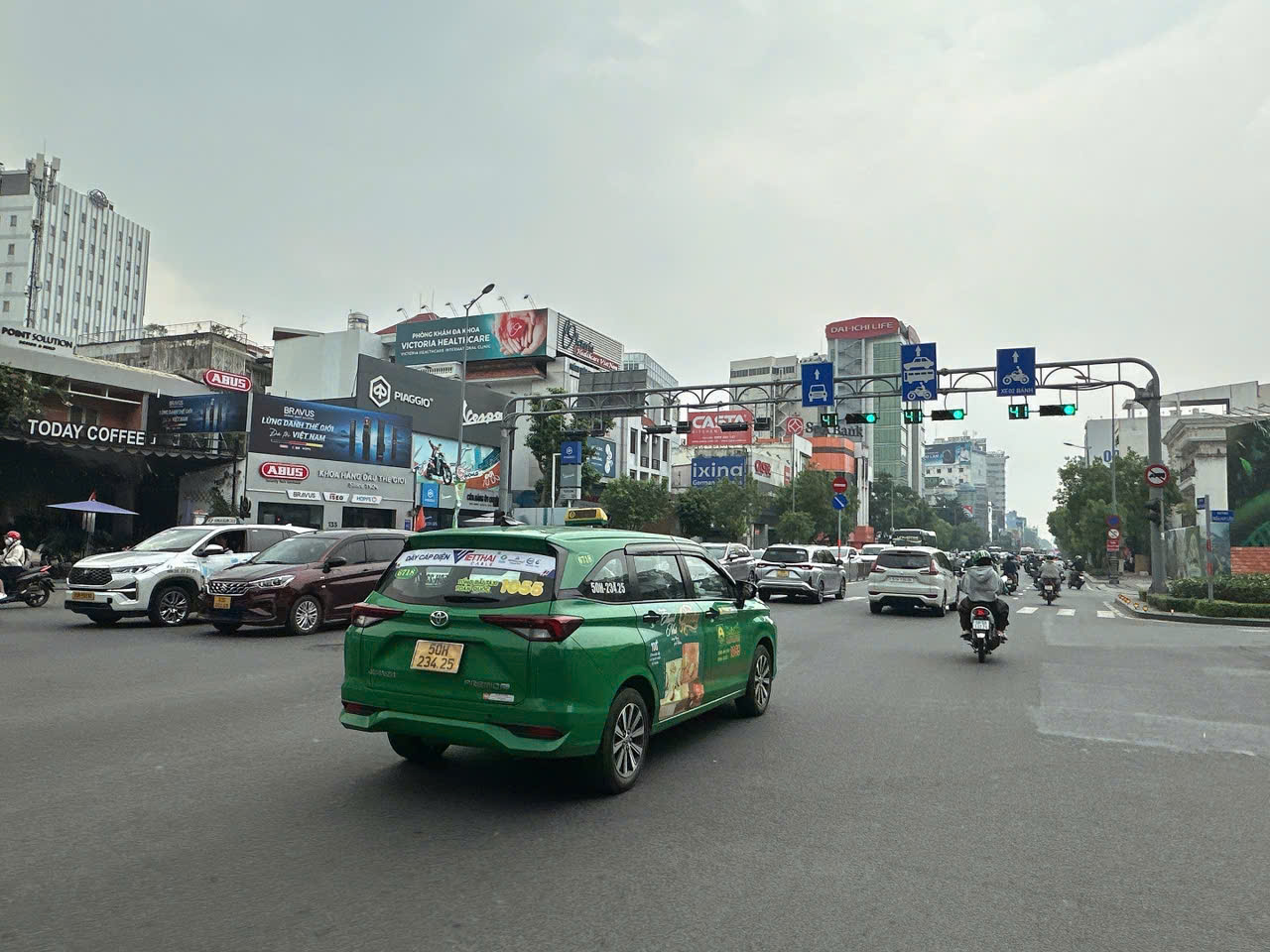  Nhà GẤP bán HXH ngang 6m Nguyễn Văn Trỗi 4L T.máy gara hồ bơi 78m2 gần chợ 16.9 tỷ. 