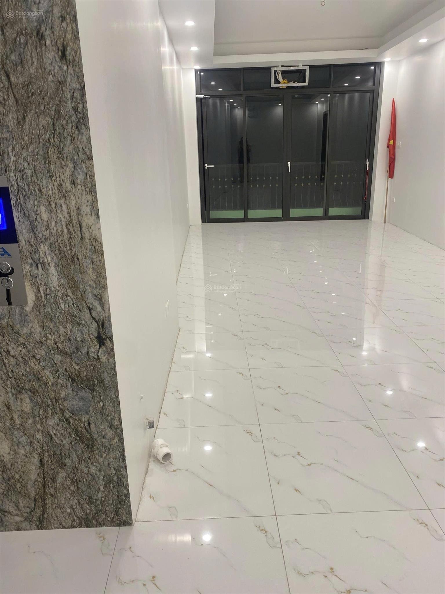  CHO THUÊ TỪ TẦNG 1 - 4 (04 TẦNG) TẠI TOÀ NHÀ SỐ 281 PHƯƠNG MAI – 62m²/TẦNG – THANG MÁY 