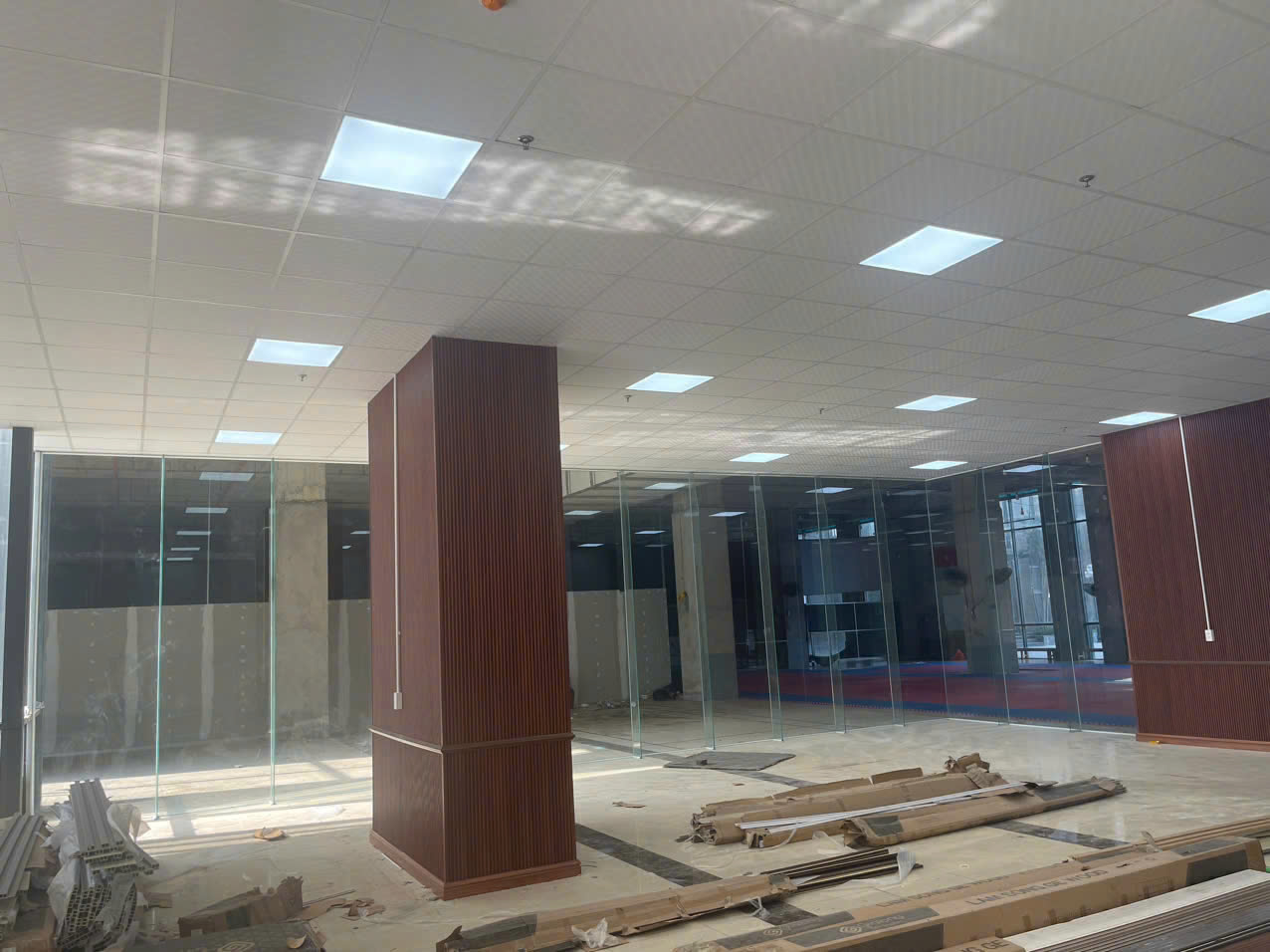  CHO THUÊ SÀN THƯƠNG MẠI MẶT ĐƯỜNG TỐ HỮU – VỊ TRÍ VÀNG KINH DOANH 