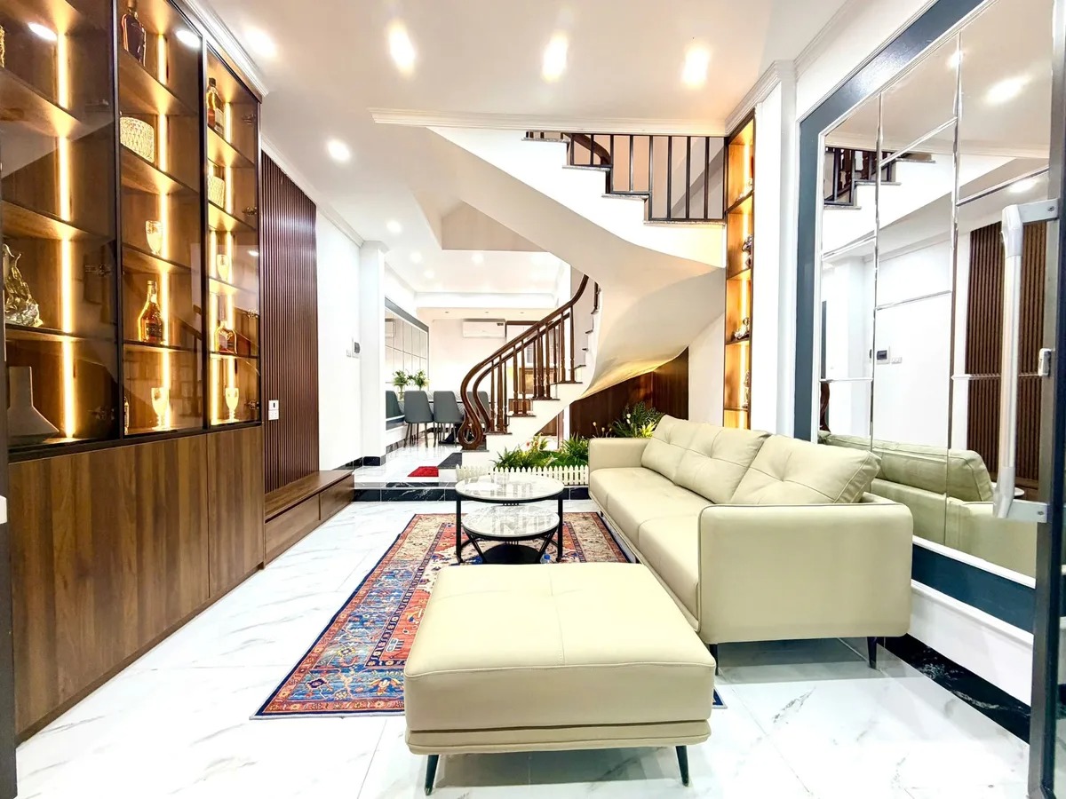  HÀNG XÓM LĂNG BÁC PHỐ NGỌC HÀ 35M 5T NHỈNH 10 TỶ NGÕ THÔNG NHÀ ĐẸP FULL NỘI THẤT 