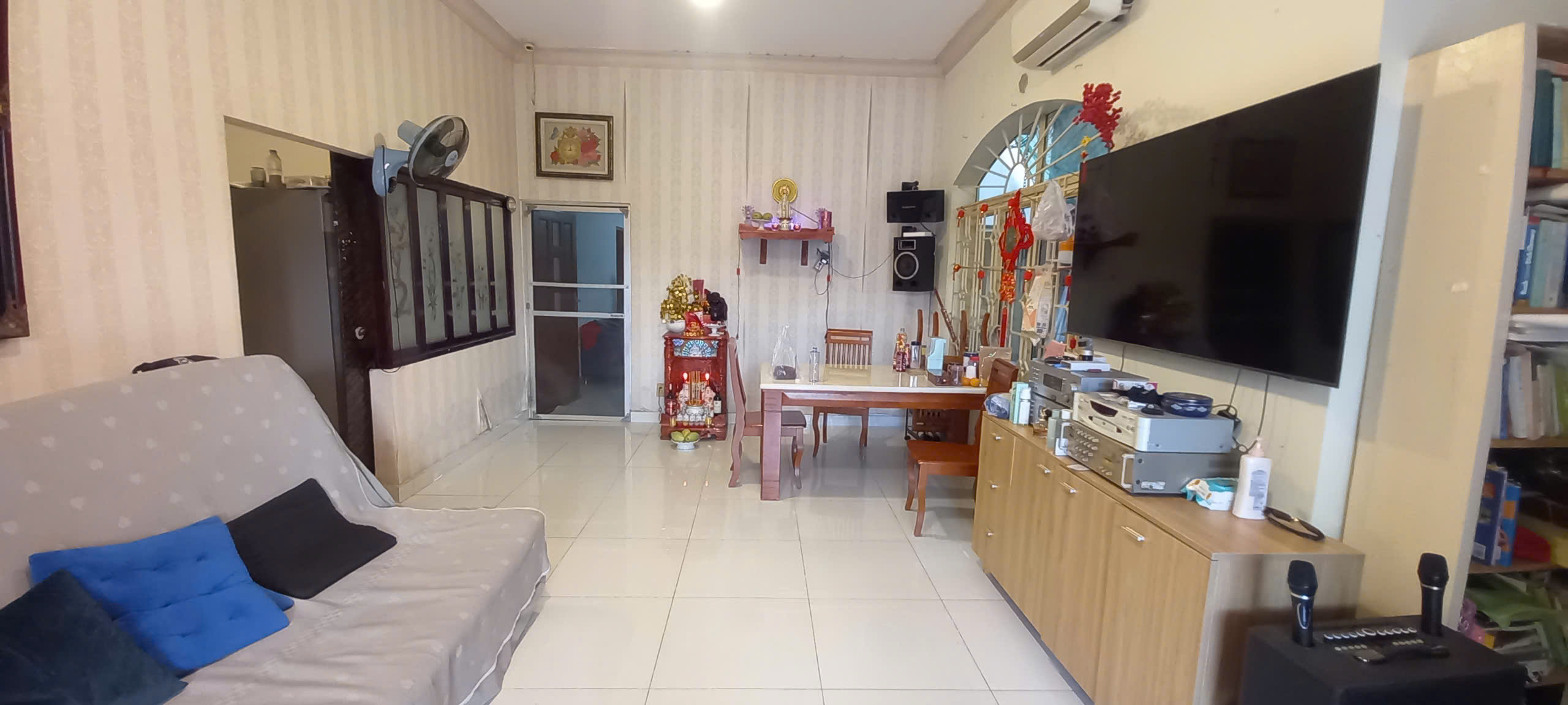  Bán căn biệt thự Lê Đức Thọ, Gò Vấp, DT 297m2, trệt + lầu, còn cứng cáp, giá đầu tư 21 tỷ có TL 