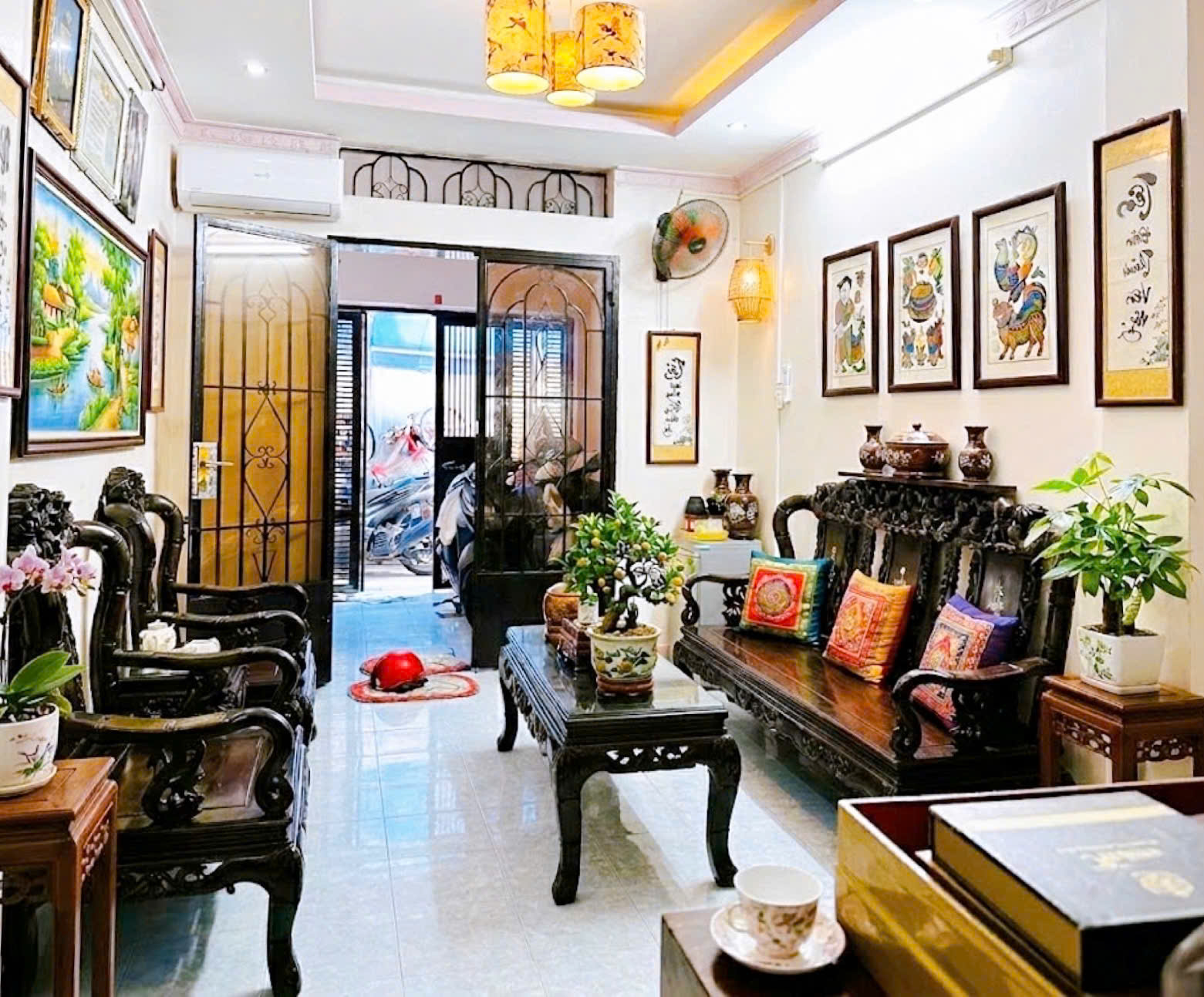  Bán nhà Cách Mạng Tháng Tám – QUẬN 10 – 3 x 15 m (44 m2) – 7.5 tỷ 