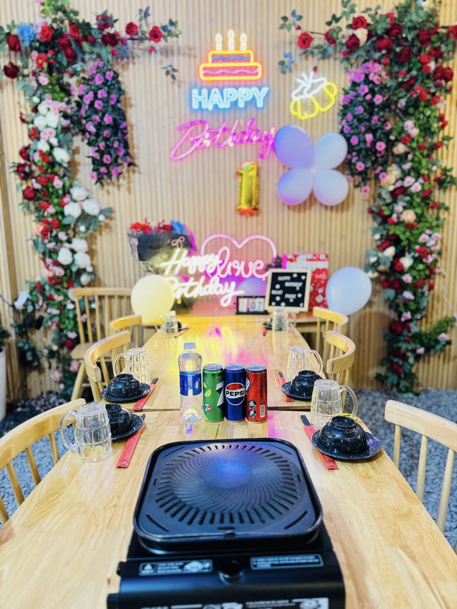  SANG NHƯỢNG QUÁN – TÔ KÝ, HÓC MÔN, HCM 