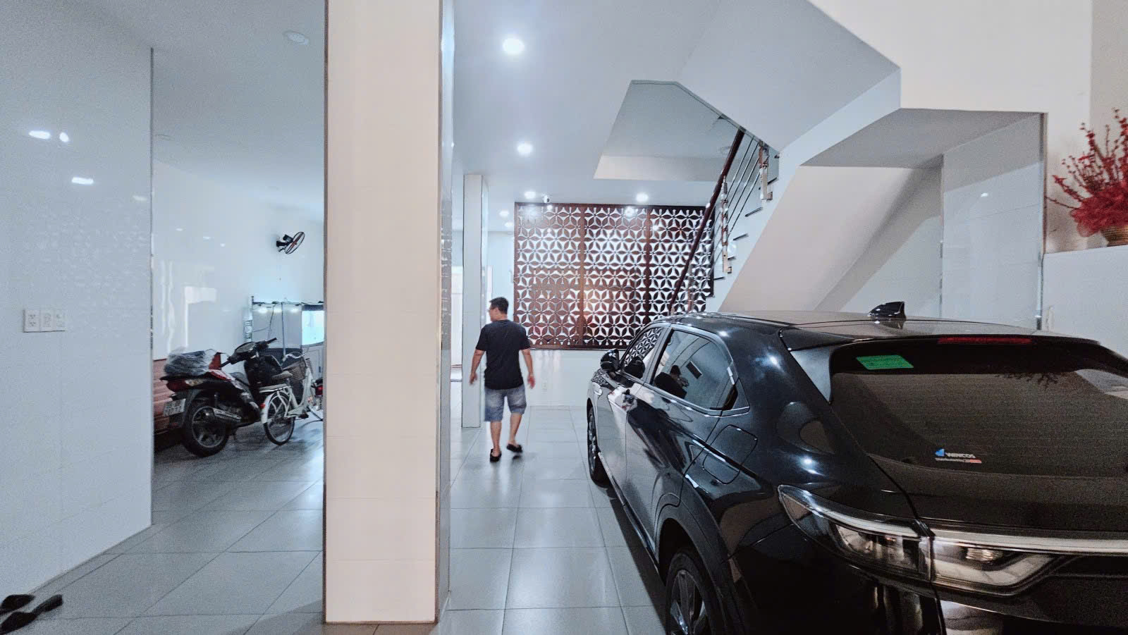  Bán nhà Mặt tiền Trịnh Đình Trọng, gần Lũy Bán Bích, 8x23m - 6 Tầng - 12 PN, chỉ 43 tỷ. 