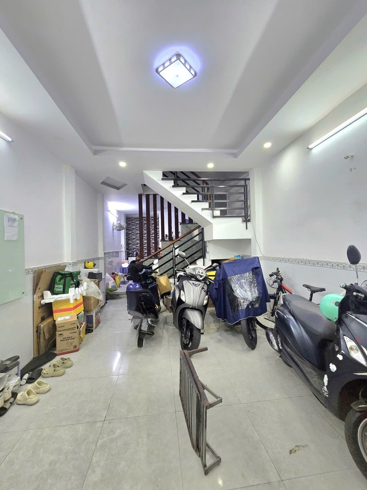  BÁN NHÀ CHÍNH CHỦ - NGUYỄN XÍ - BÌNH THẠNH - 3 TẦNG BTCT - HẺM 3.5M - SIÊU HIẾM - GẤP BÁN 6 TỶ - TL 