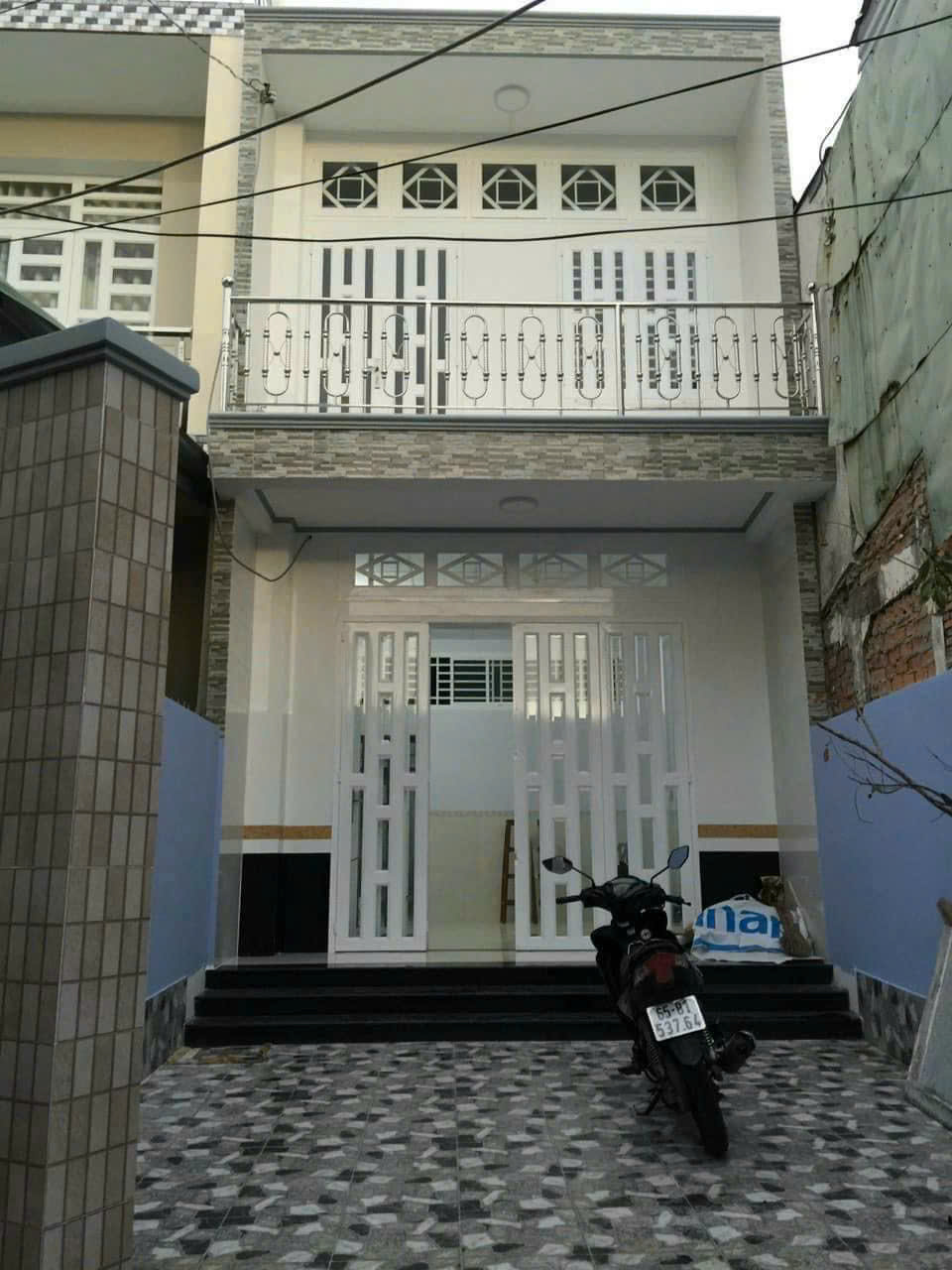  124. Nhà 1 trệt 1 lầu Lý Tự Trọng – Gần công viên Lưu Hữu Phước 