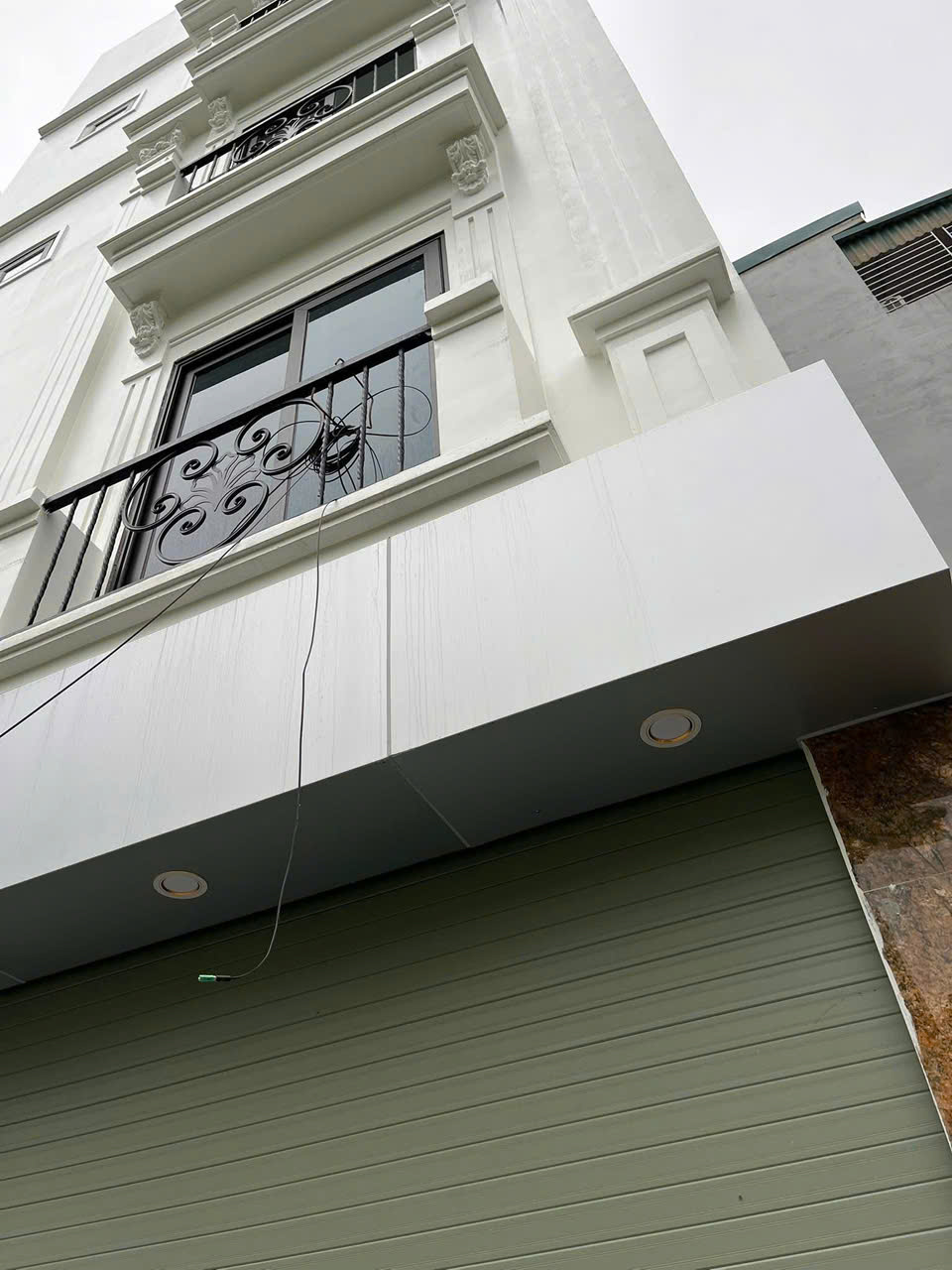  SIÊU PHẨM 5 TẦNG PHÚC LỢI - Nhà mới kính koong - Ngõ nông ô tô - Giá tốt nhất khu vực 