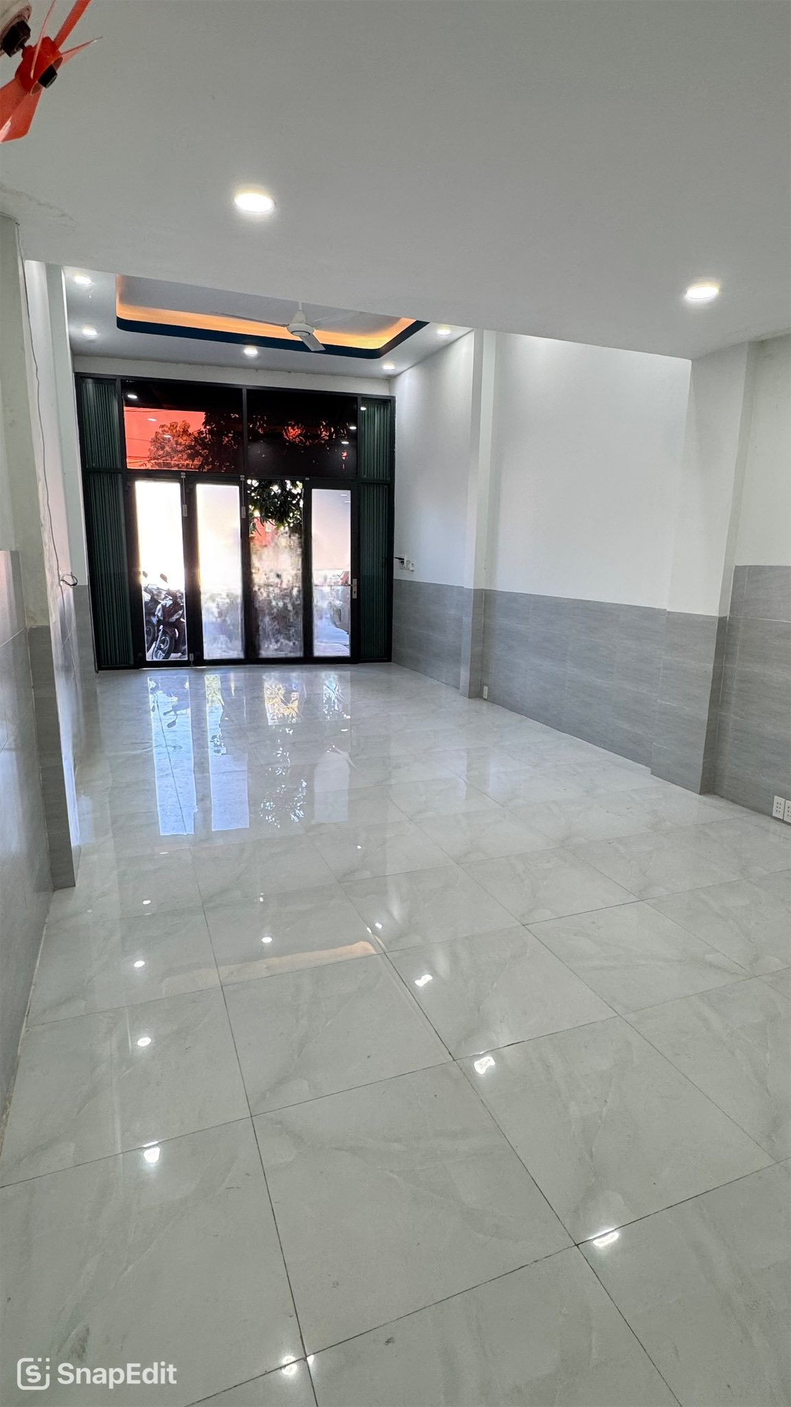  ĐỂ LẠI CĂN NHÀ 2 TẦNG KINH DOANH MẶT TIỀN ĐƯỜNG NGUYỄN TẤT THÀNH ĐỐI DIỆN KĐT AN BÌNH TÂN P.TÂY NHA TRANG 