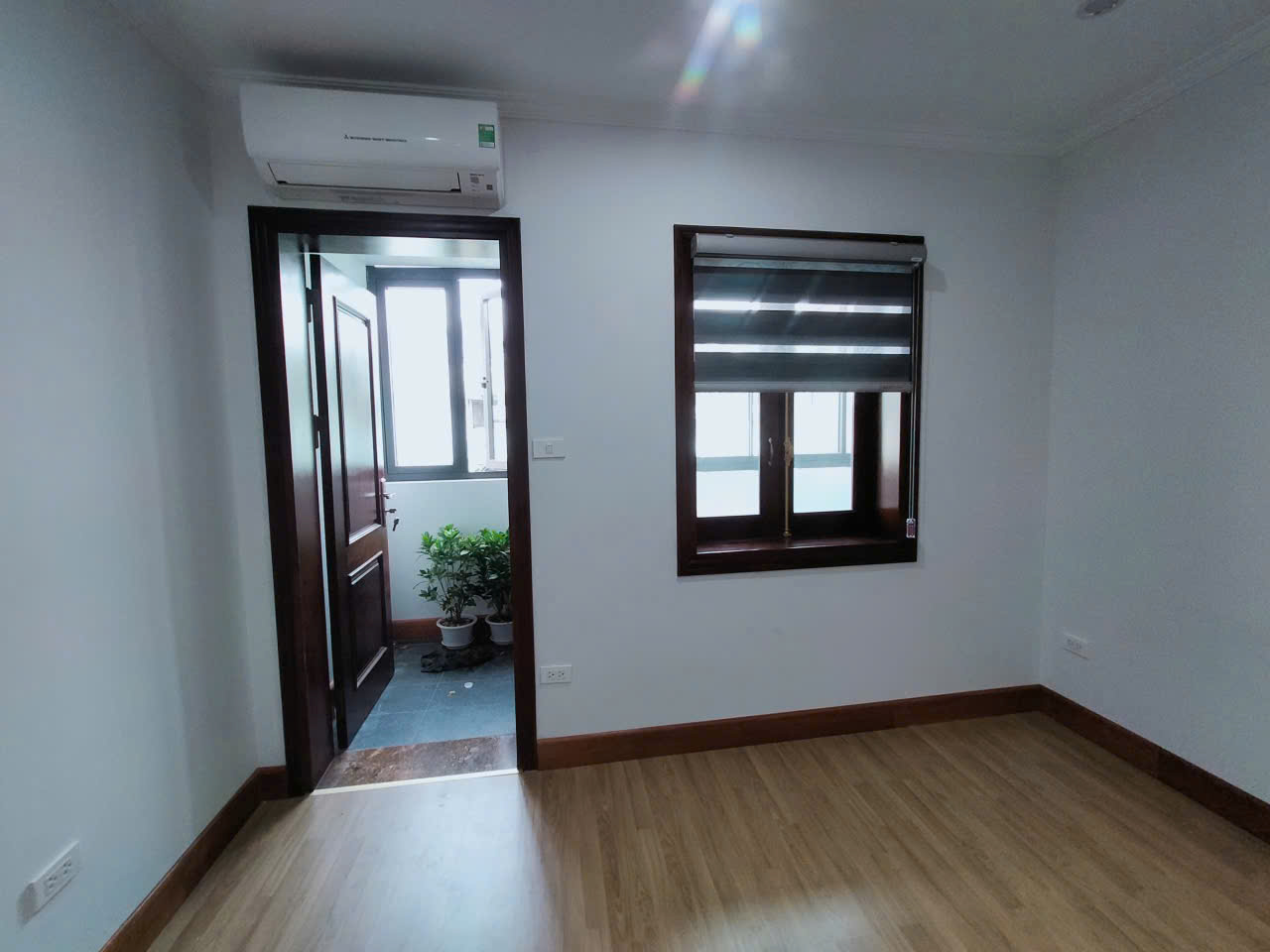  Cho thuê nhà làm CHDV Tân khai 5 tầng x 60m2, 4 ngủ, 4 vệ sinh, 15 triệu 