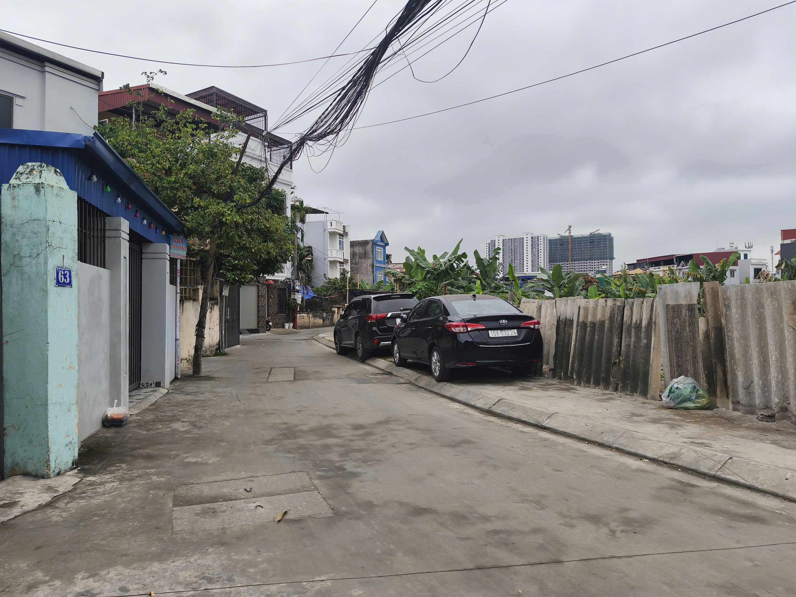  Cần chuyển nhượng Căn nhà Tại  Đà Nẵng Ngõ Thông Oto vào tận nhà ( oto để Ngày Đêm ko mất tiền) 