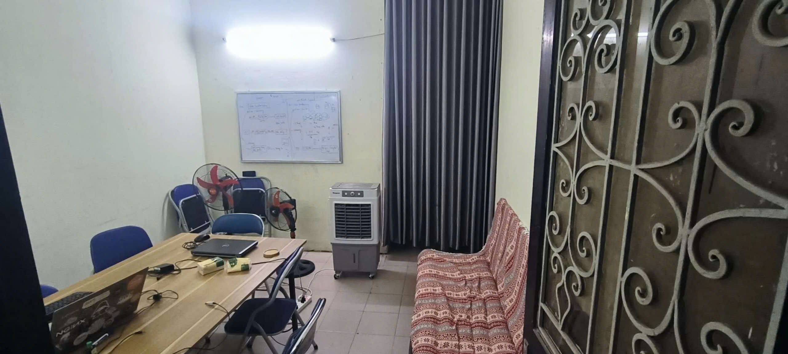  Cho thuê nhà riêng, 3 tầng, mỗi tầng 2 phòng tại Số 6/88 Cầu Giấy, Hà Nội 