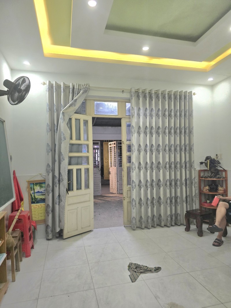  Bán nhà đường Trương Văn Hải, Q9, Thủ Đức, TP HCM. DT 95m2, 2 lầu, 3PN, Giá  8.55  tỷ, SHR 0933125879 