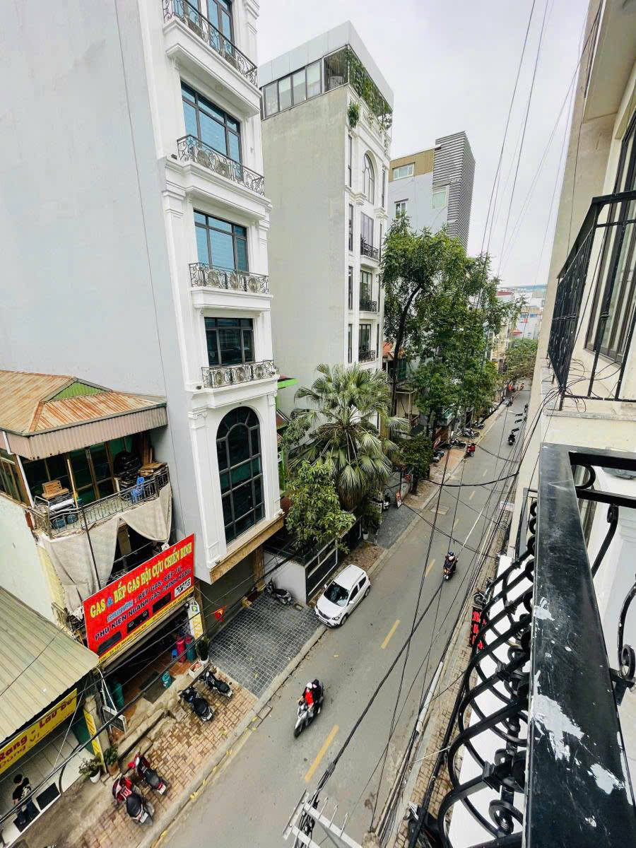  HIẾM!CCMN HỒ TÙNG MẬU,CẦU GIẤY,OTO ĐỖ CỬA,DT:70Mx8T,MT:5m,12.4ty 