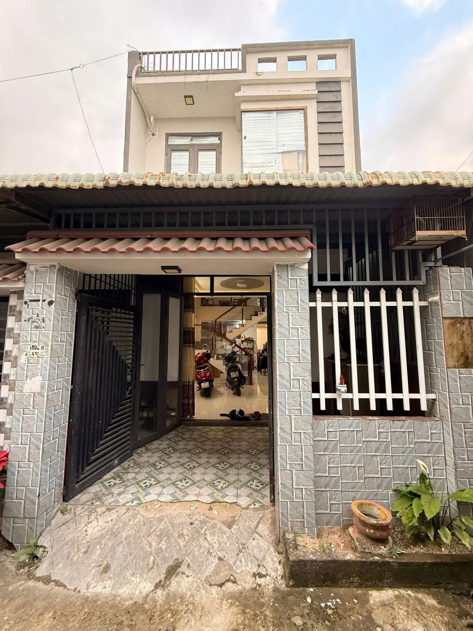  ????????Bán nhà 2 tầng K196 Âu Cơ - Gần chợ Hòa Khánh 