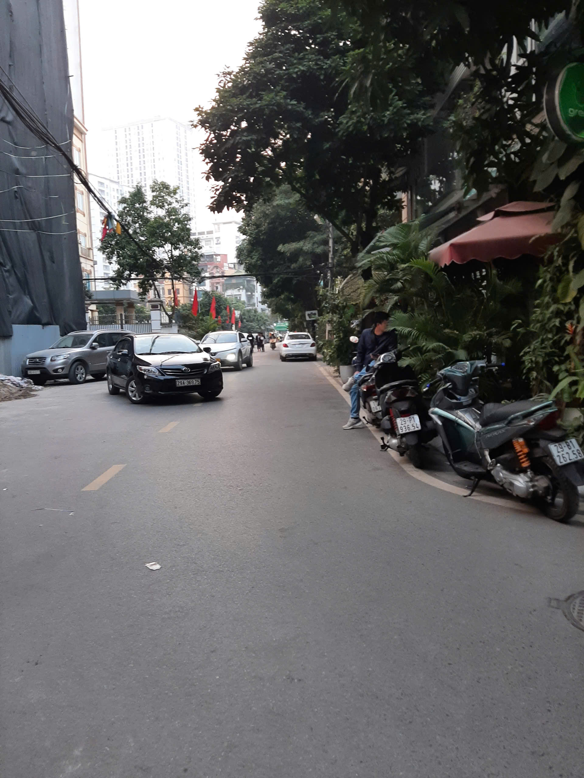  Cho thuê nhà mặt phố Xuân Quỳnh, Vũ Phạm Hàm 