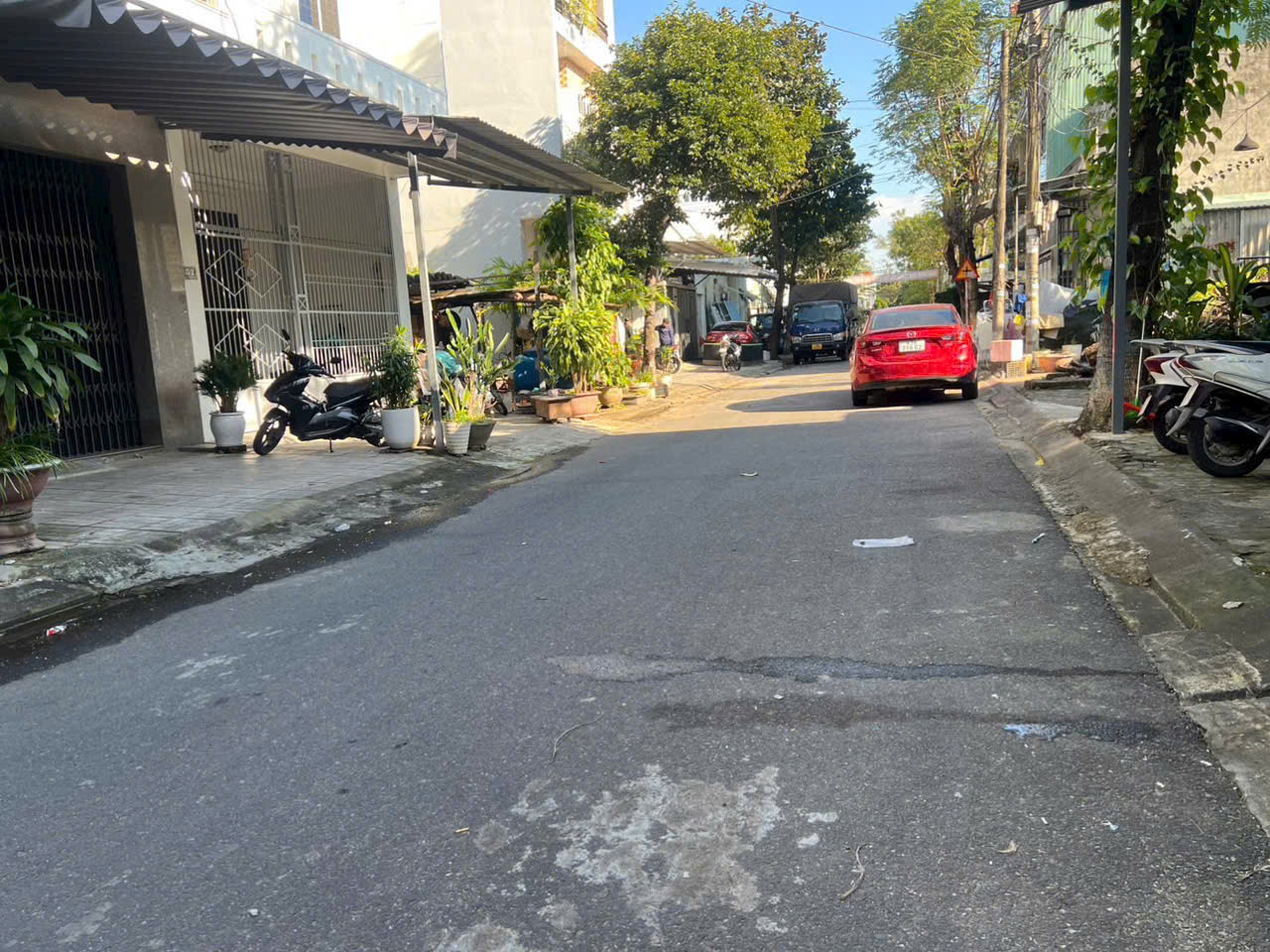  Bán dãy trọ 4 phòng mặt tiền đường Trần Qúy Khoách 