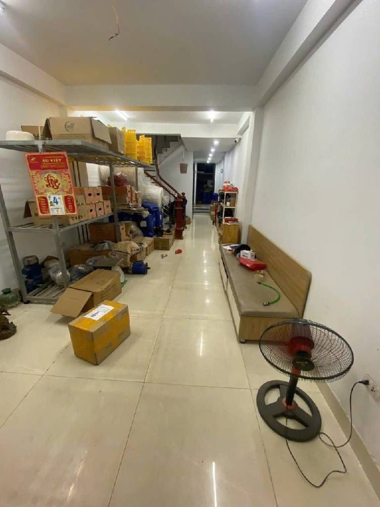  Bán nhà đẹp Nguyễn Văn Cừ- Ô tô- Lô góc - 50m 6 tầng thang máy- full NT nhỉnh 14 tỷ 