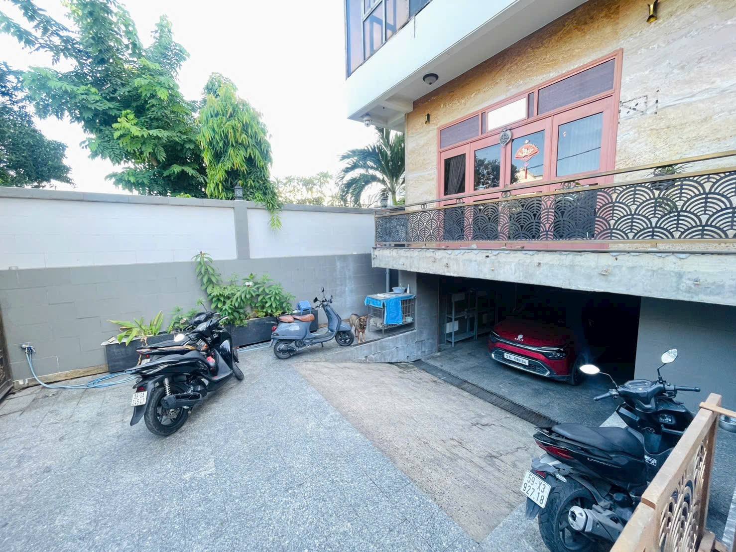  BIỆT THỰ SÂN VƯỜN – MẶT TIỀN 18M HIẾM - GẦN PHẠM VĂN ĐỒNG 