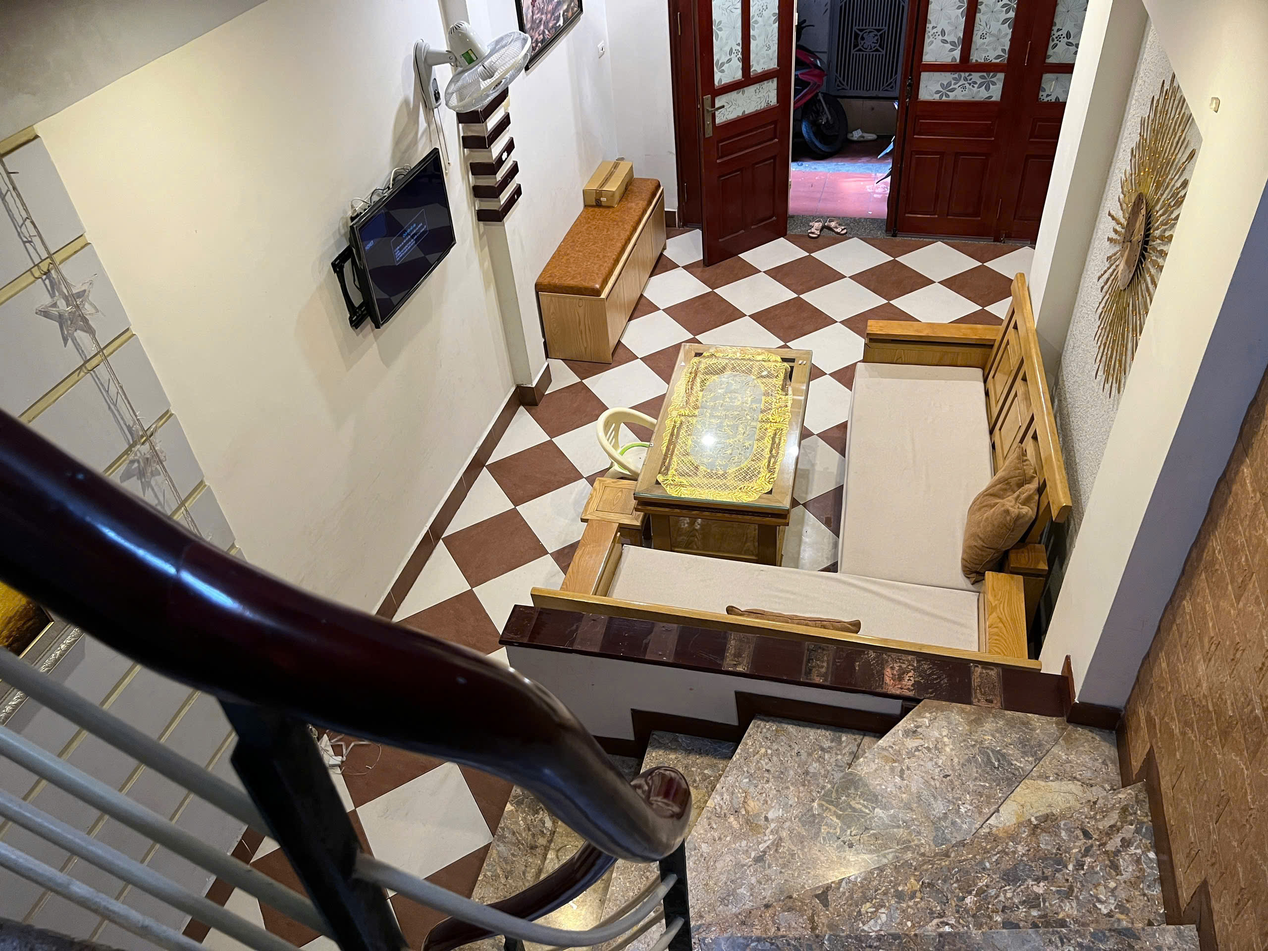  Cho thuê nhà riêng 4 tầng Lê Hồng Phong, 4 tầng x 40m2, 4 ngủ, 3 vệ sinh, 12 Triệu 