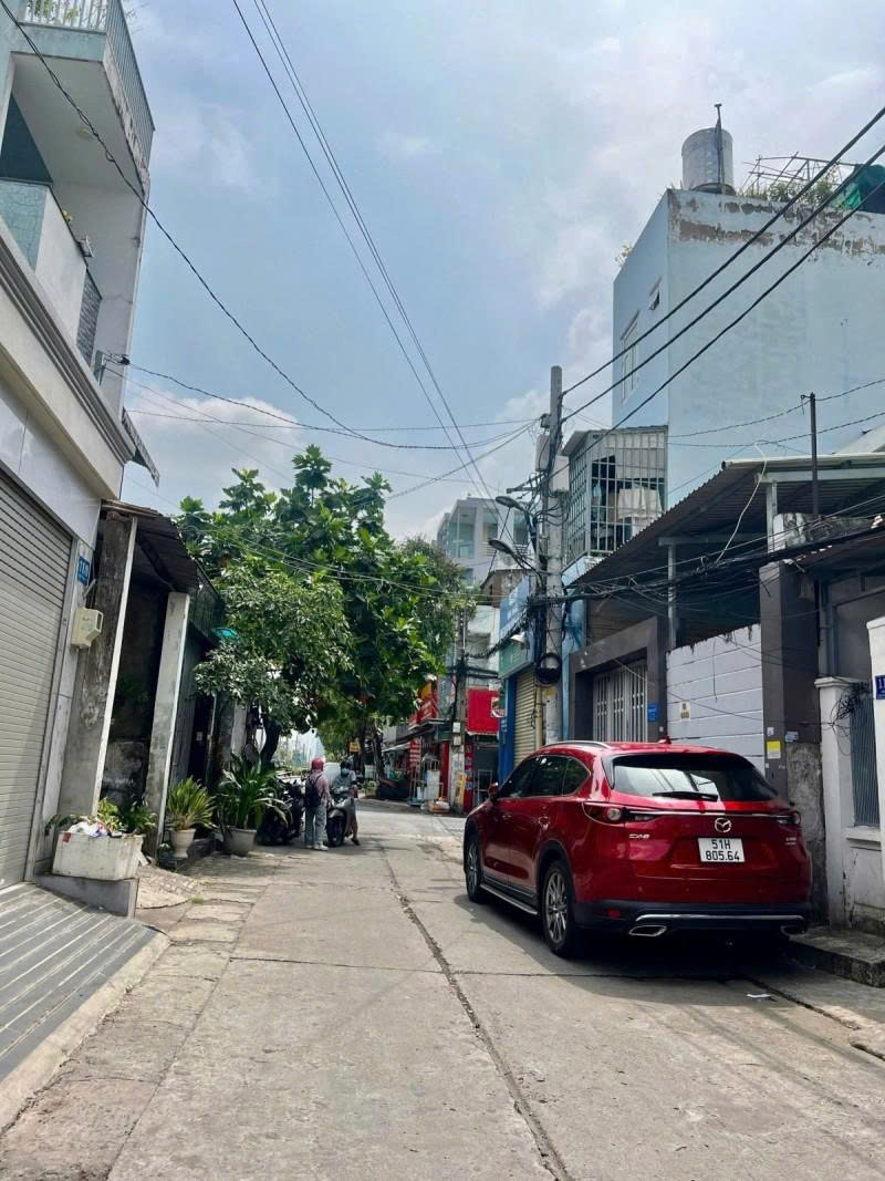  Bán nhà Hẻm xe hới 6m Văn Cao - gần Nguyễn Sơn, 6,6x20m, Cấp 4 - tiện xây, 14,9 tỷ. 