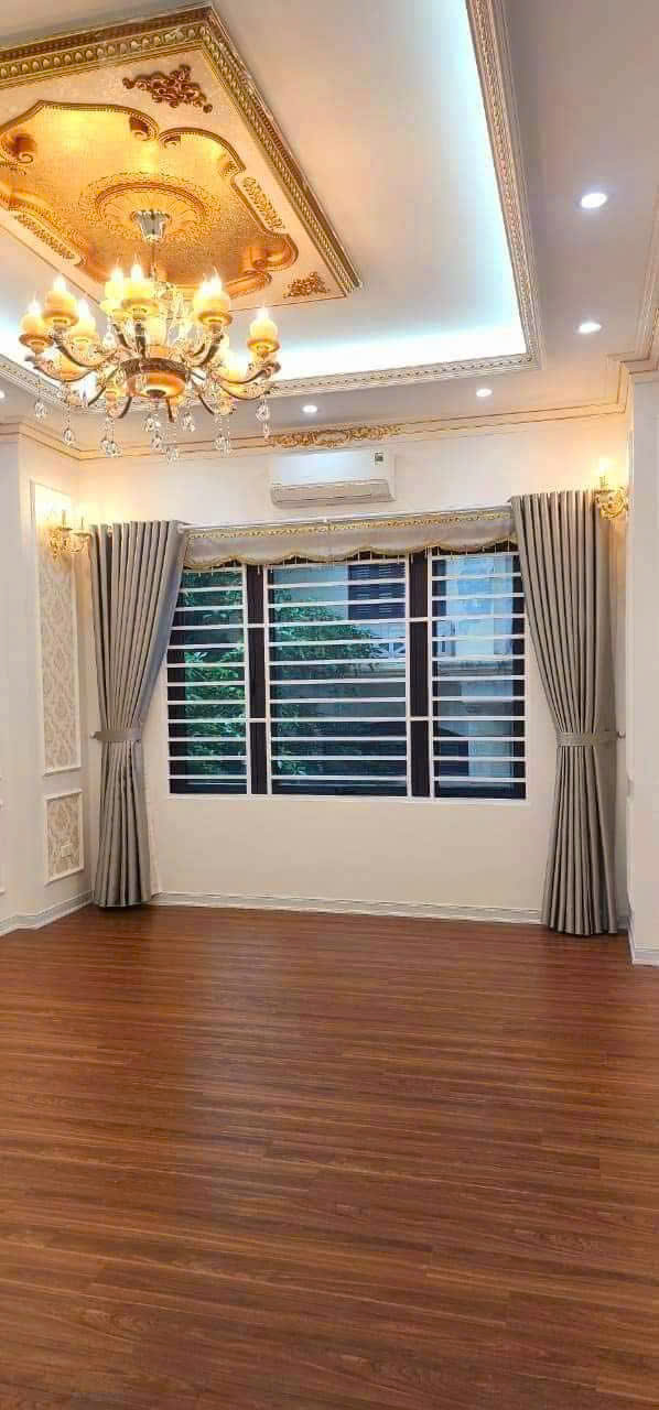  Bán nhà phố Trần Duy Hưng thang máy giá 13,9tỷ 