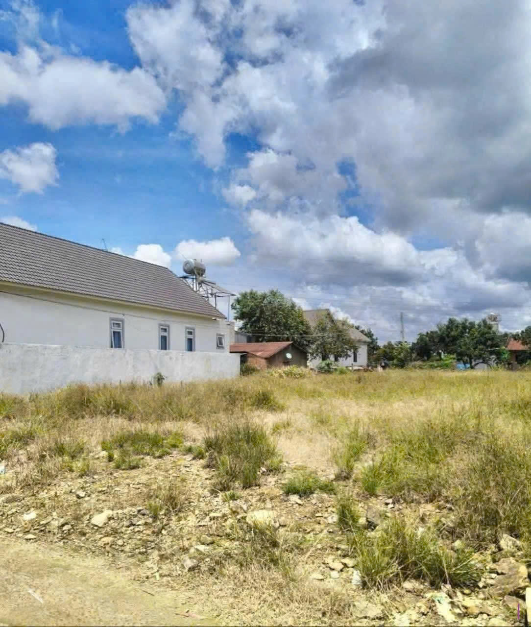  Bán 726m2 đất Thị Trấn Liên Nghĩa - xã Đức Trọng - Lâm Đồng giá 9.5 tỷ 