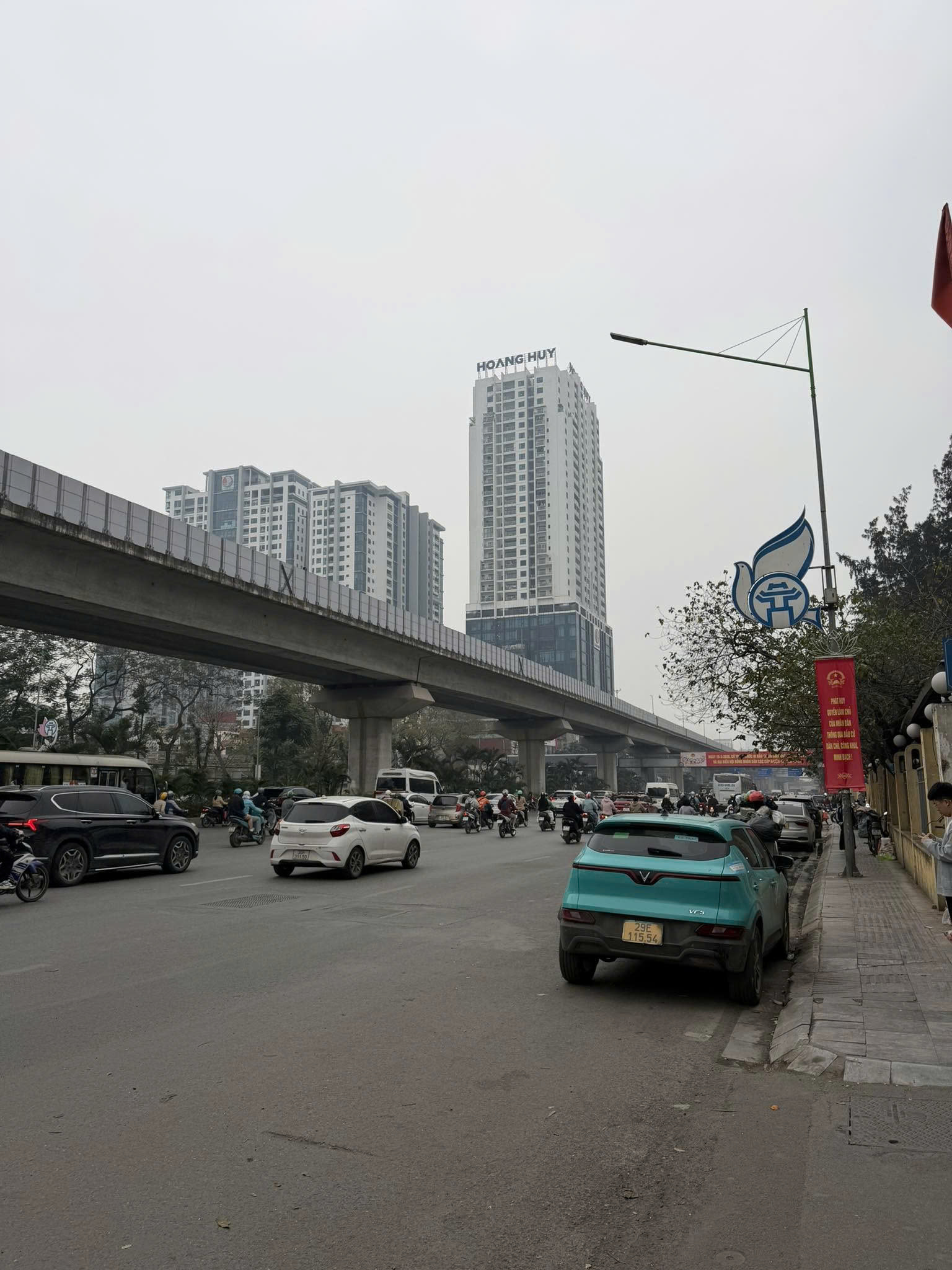  BÁN NHÀ 6 TẦNG - Kinh doanh tốt - 2 mặt phố - Ô tô tránh - Có thang máy - Đầy đủ đồ dùng 