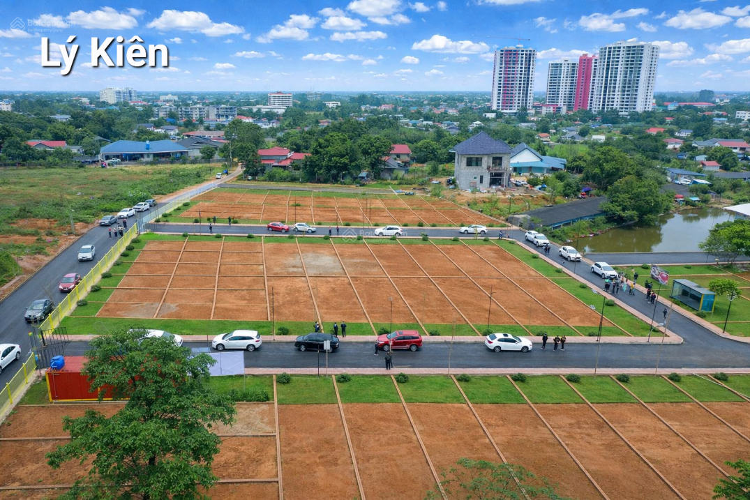  Cần tiền mua chung cư tôi muốn bán lô đất 100m2 ngay QL21 mặt tiền 5,02m rẻ hơn thị trường 300tr. 