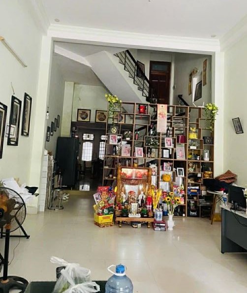  ????????BÁN NHÀ 2 TẦNG MẶT TIỀN ĐƯỜNG NGUYỄN THUẬT - DT 125M2 