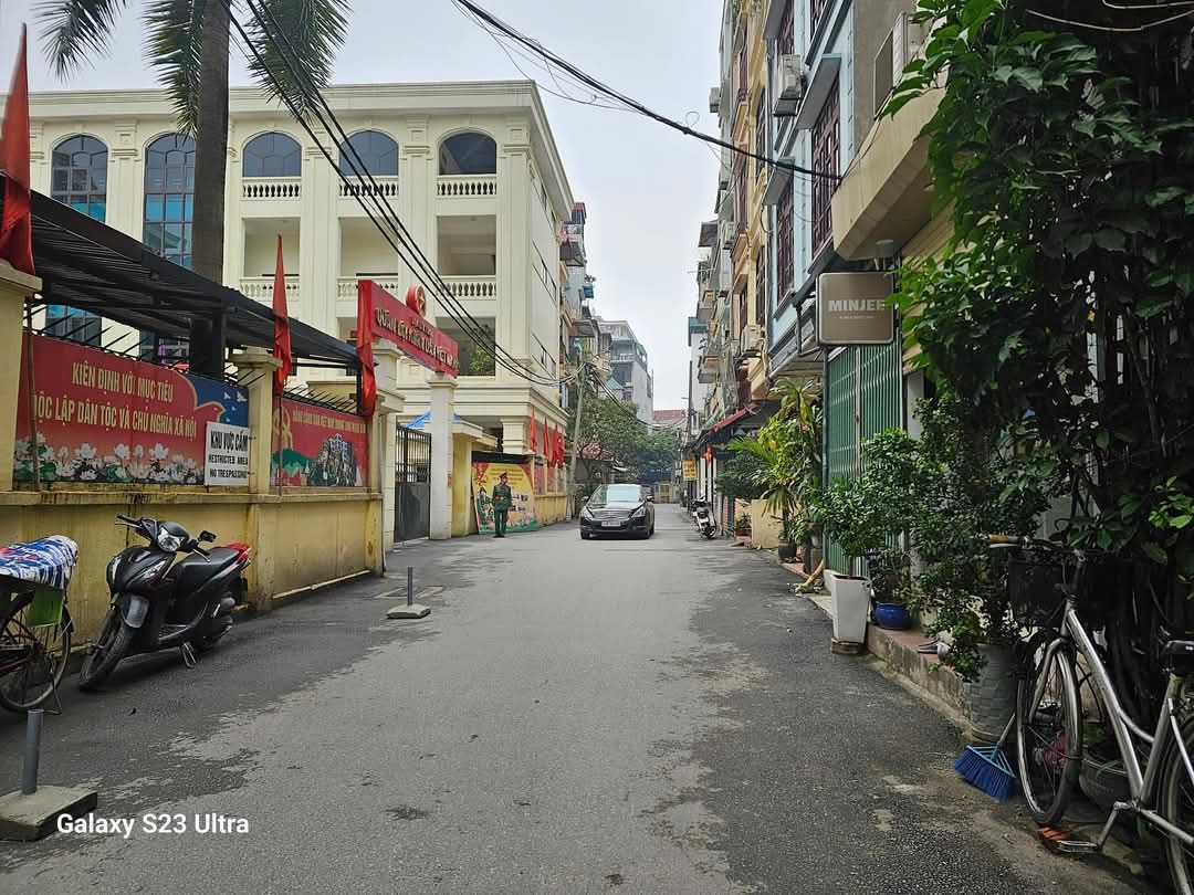  Lạc Long Quân – Bán nhà 5T 45/60m² MT 3.8m – Giá chào 18 Tỷ 