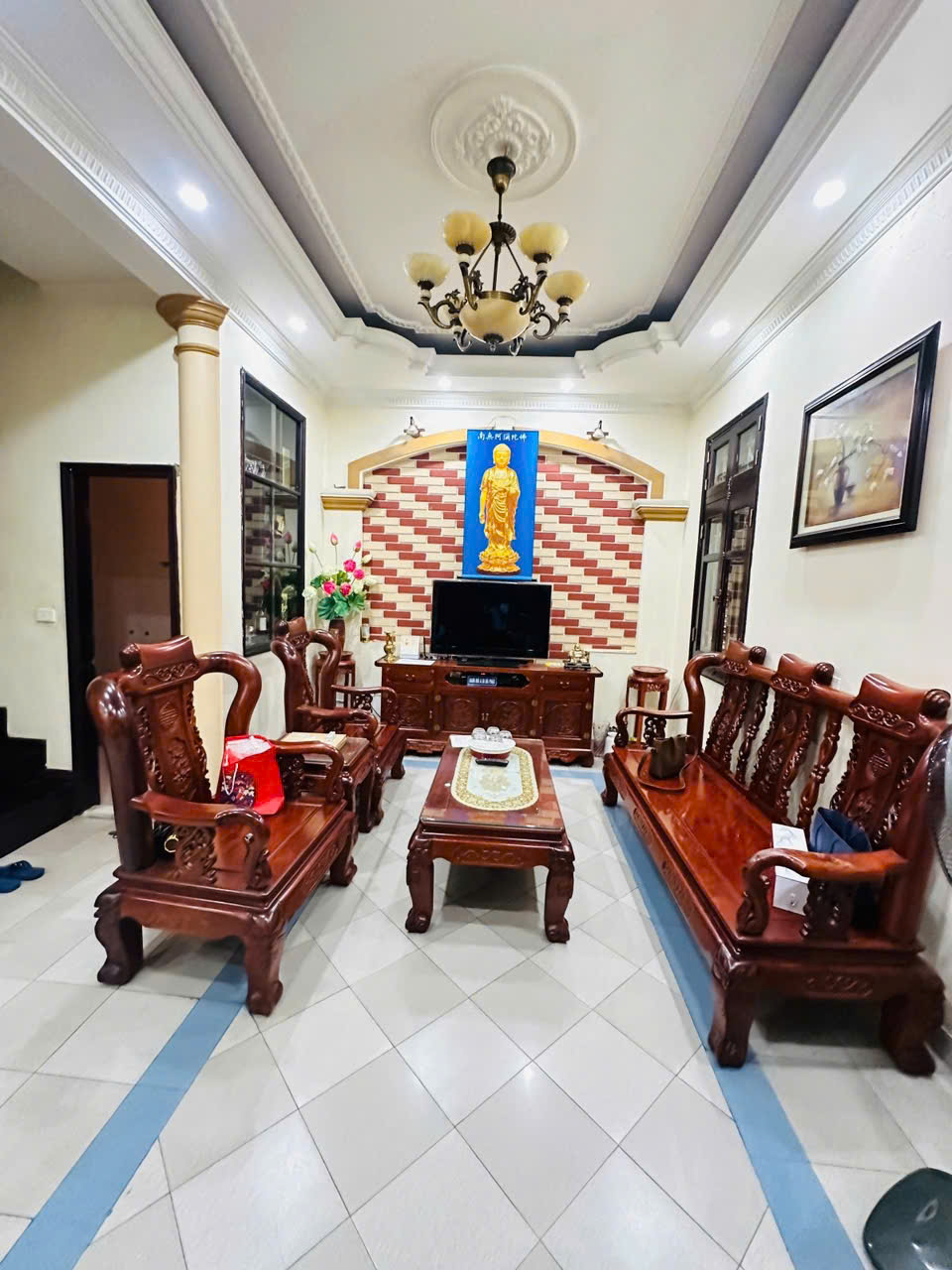  TÔN THẤT TÙNG – 54M² – 4 TẦNG – MT 8.3M – 19.4 TỶ
MẶT NGÕ KINH DOANH – CÁCH PHỐ 40M 