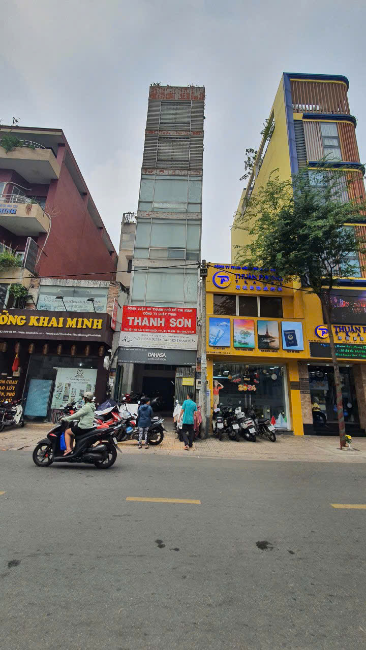  Siêu phẩm nhà MT Ngô Quyền Quận 5, Cao 7 Tầng, MT KD rất tốt 