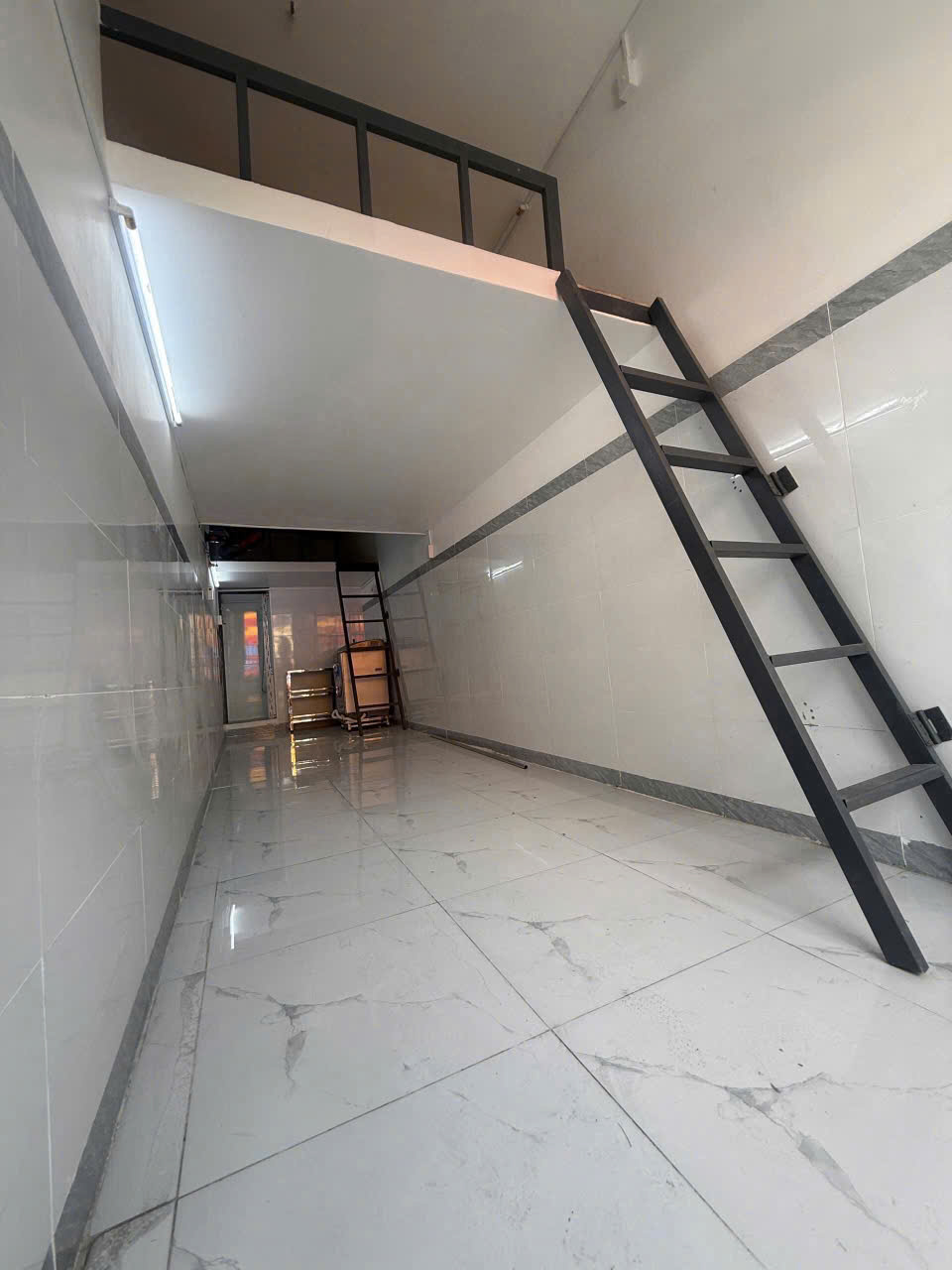  CHÍNH CHỦ CHO THUÊ PHÒNG MẶT TIỀN XÔ VIẾT NGHỆ TĨNH – BÌNH THẠNH, TP.HCM 