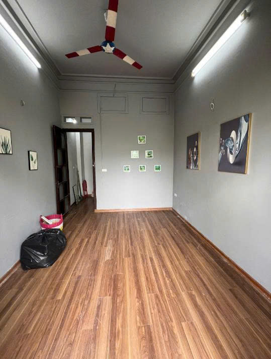  CHO THUÊ TẦNG 2- TẦNG 3  MẶT ĐƯỜNG NGUYỄN HỮU HUÂN, PHƯỜNG LÝ THÁI TỔ, QUẬN HOÀN KIẾM, HÀ NỘI 