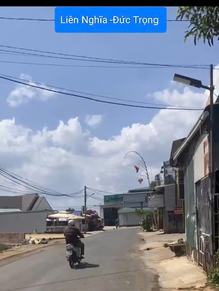  Bán 120 m2 đất mặt tiền đường Lê Thị Hồng Gấm- Liên Nghĩa -Đức Trọng-Lâm Đồng - 3.4 tỷ 